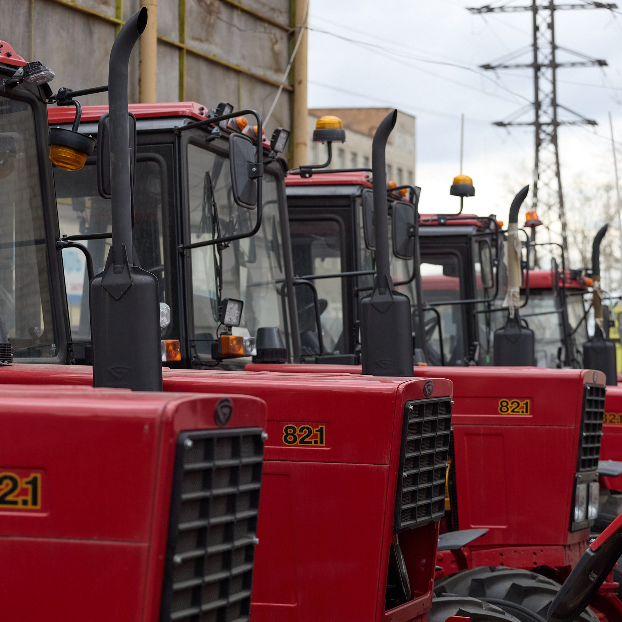 Фотосессия выставки и продажи сельхозтехники. Коммерческий фотограф для бизнеса в Томске Дмитрий Ельчанинов