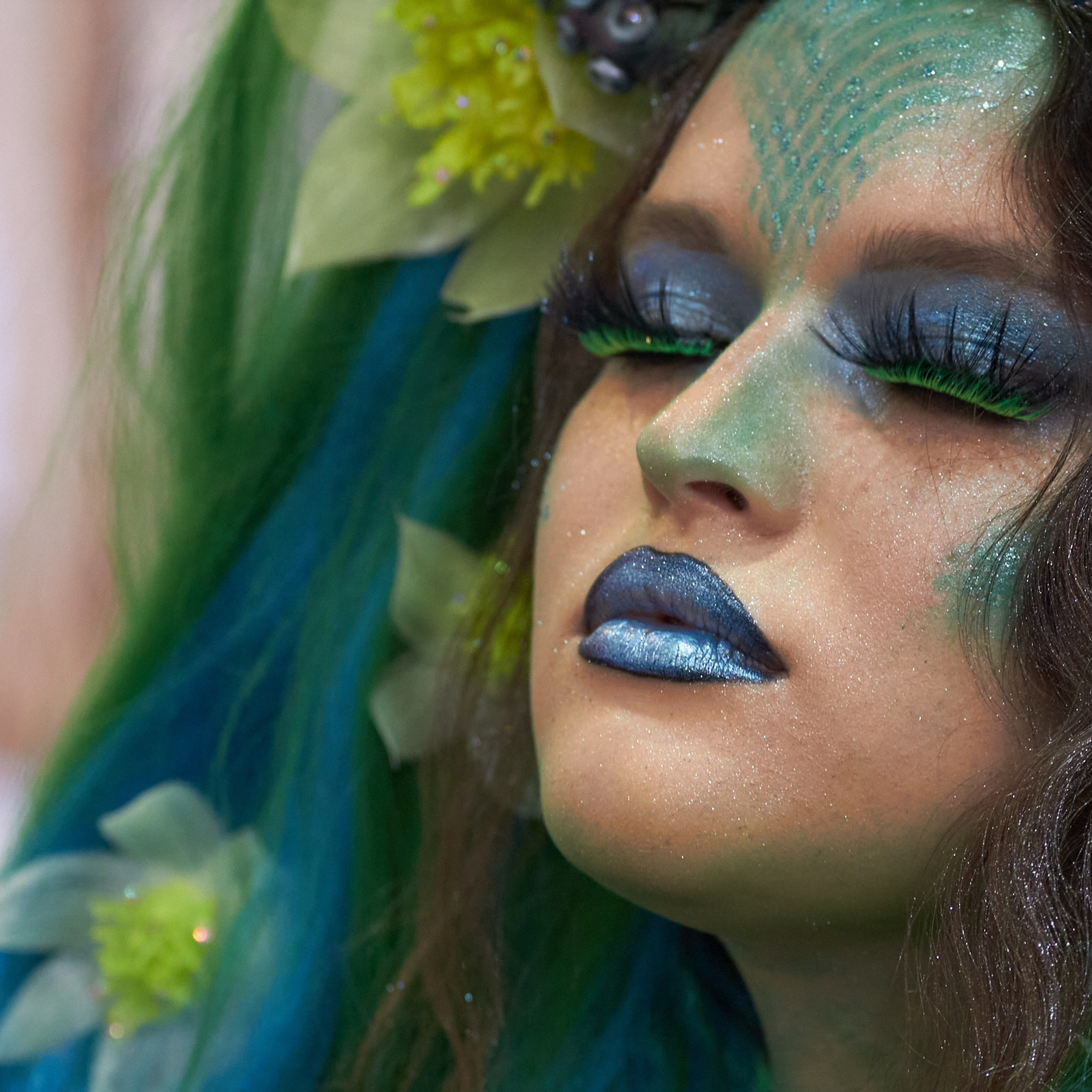 Модели в объективе томского фотографа Дмитрия Ельчанинова. Коммерческий фотограф для бизнеса в Томске Дмитрий Ельчанинов