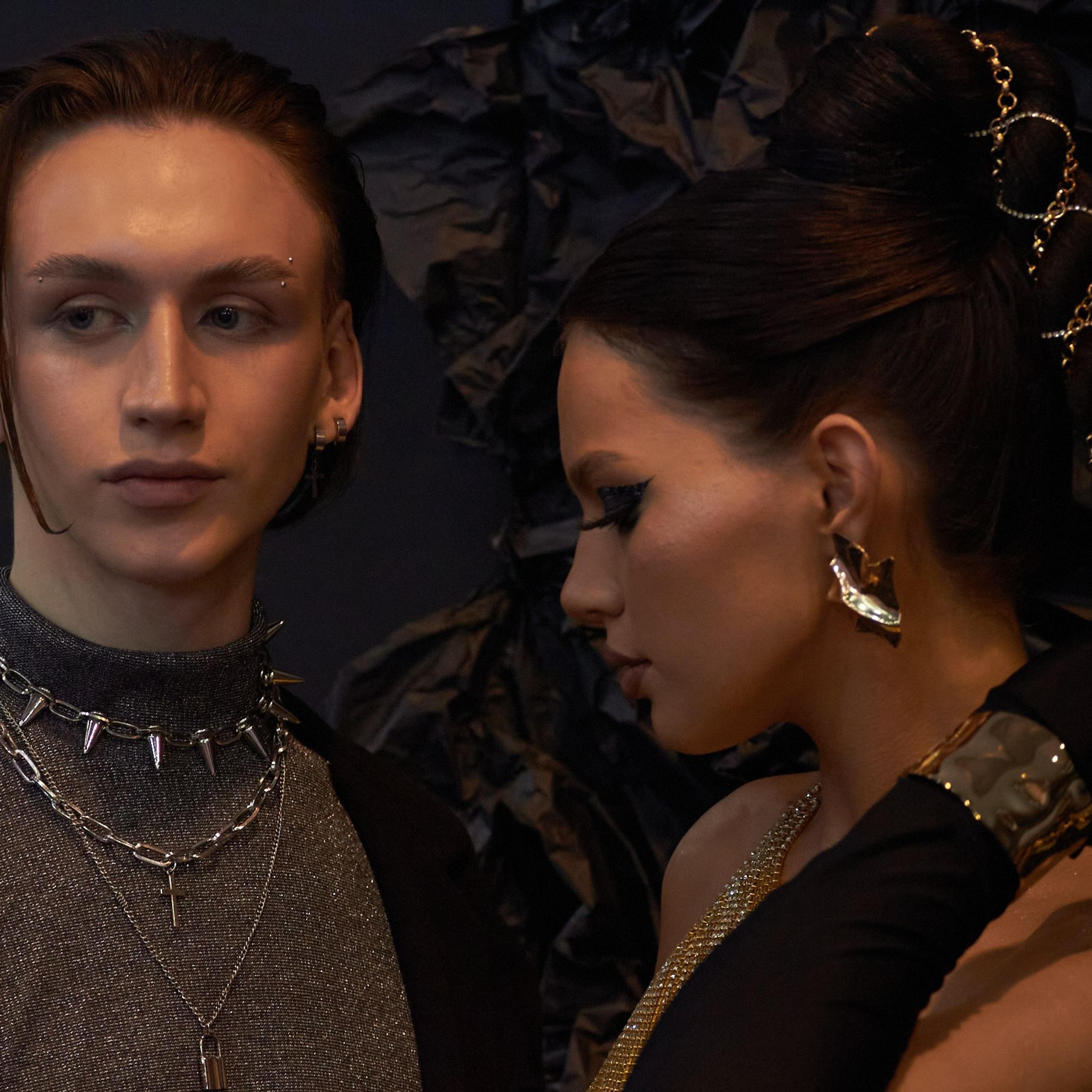 Модели в объективе томского фотографа Дмитрия Ельчанинова. Коммерческий фотограф для бизнеса в Томске Дмитрий Ельчанинов