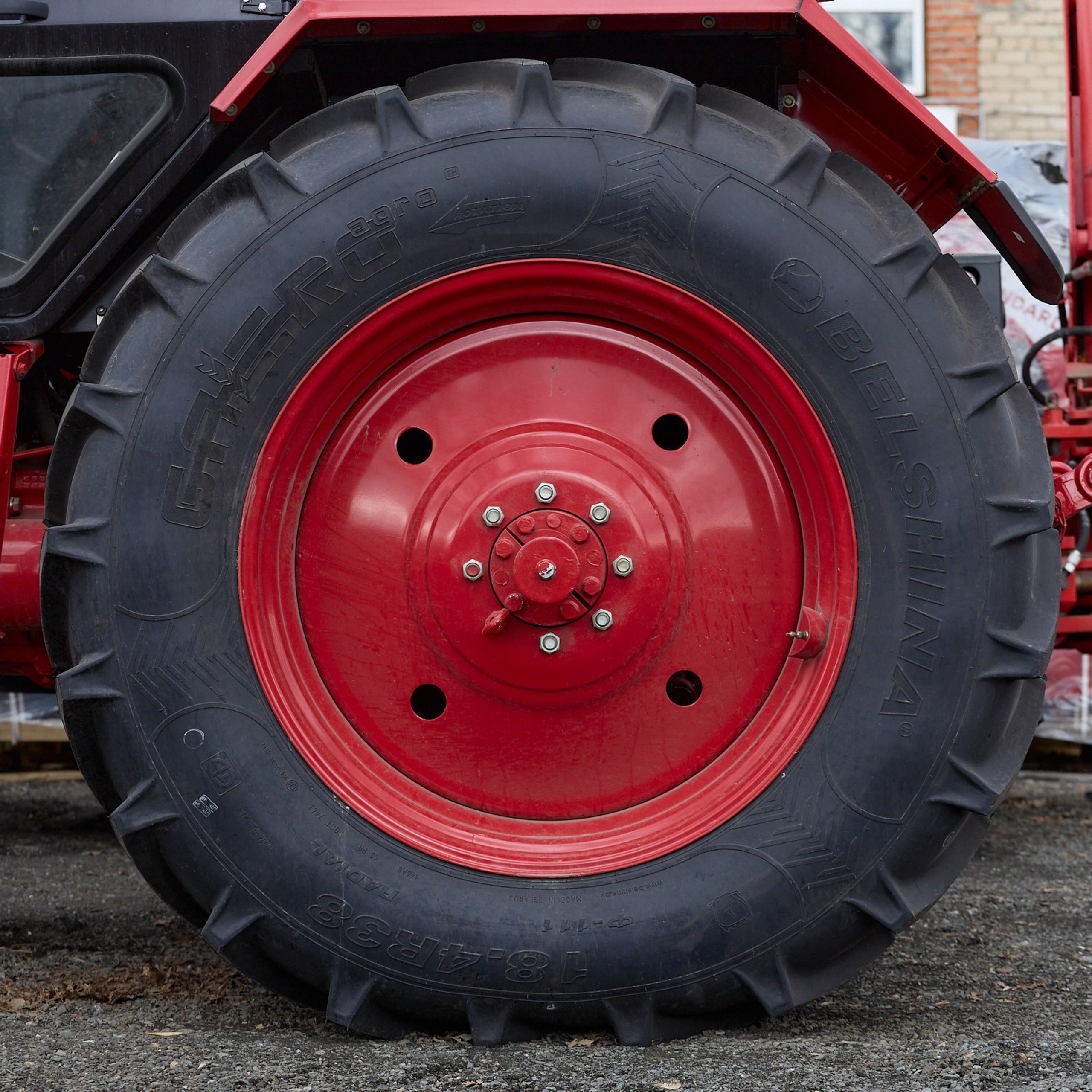 Фотосессия выставки и продажи сельхозтехники. Коммерческий фотограф для бизнеса в Томске Дмитрий Ельчанинов