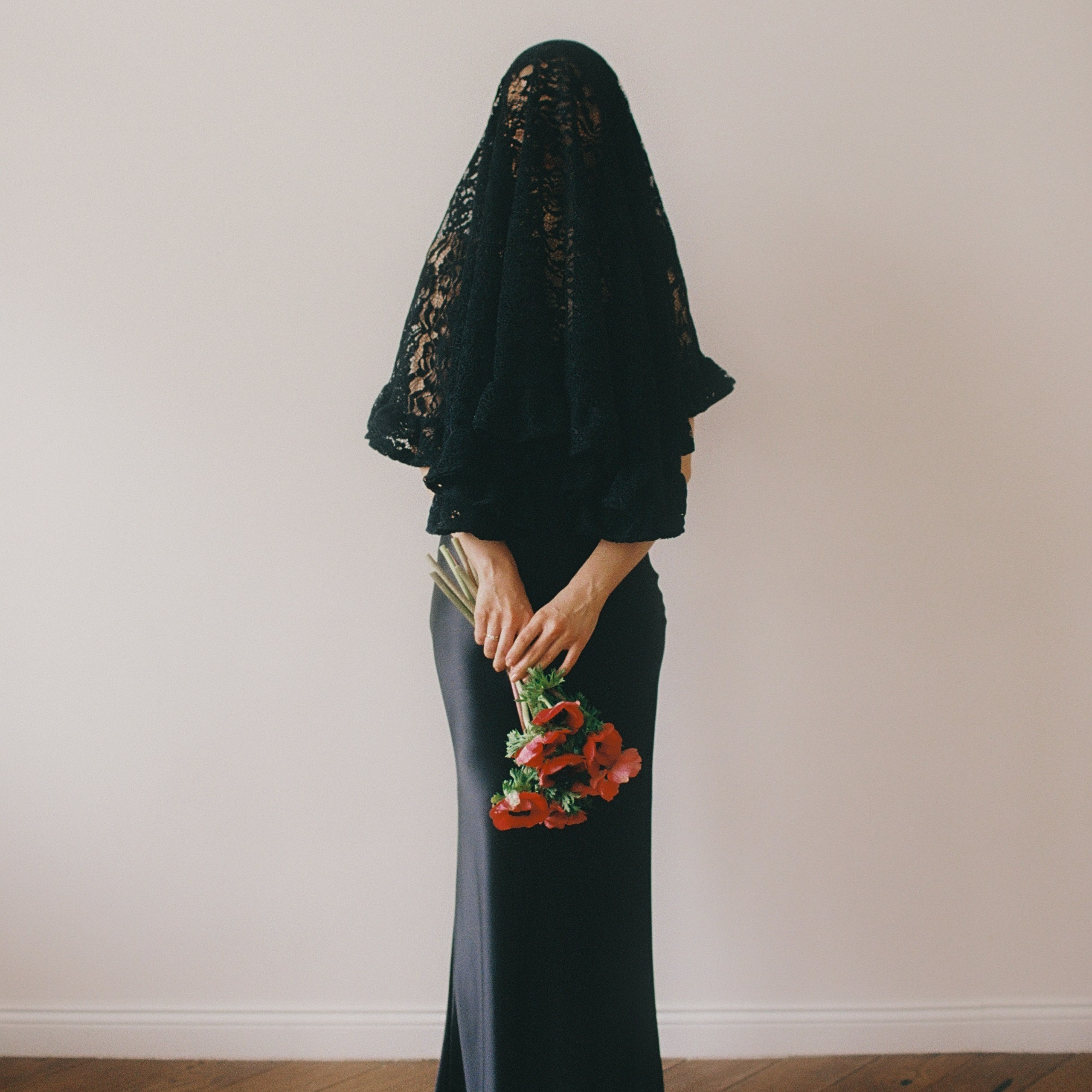 Лиза пленка чёрная