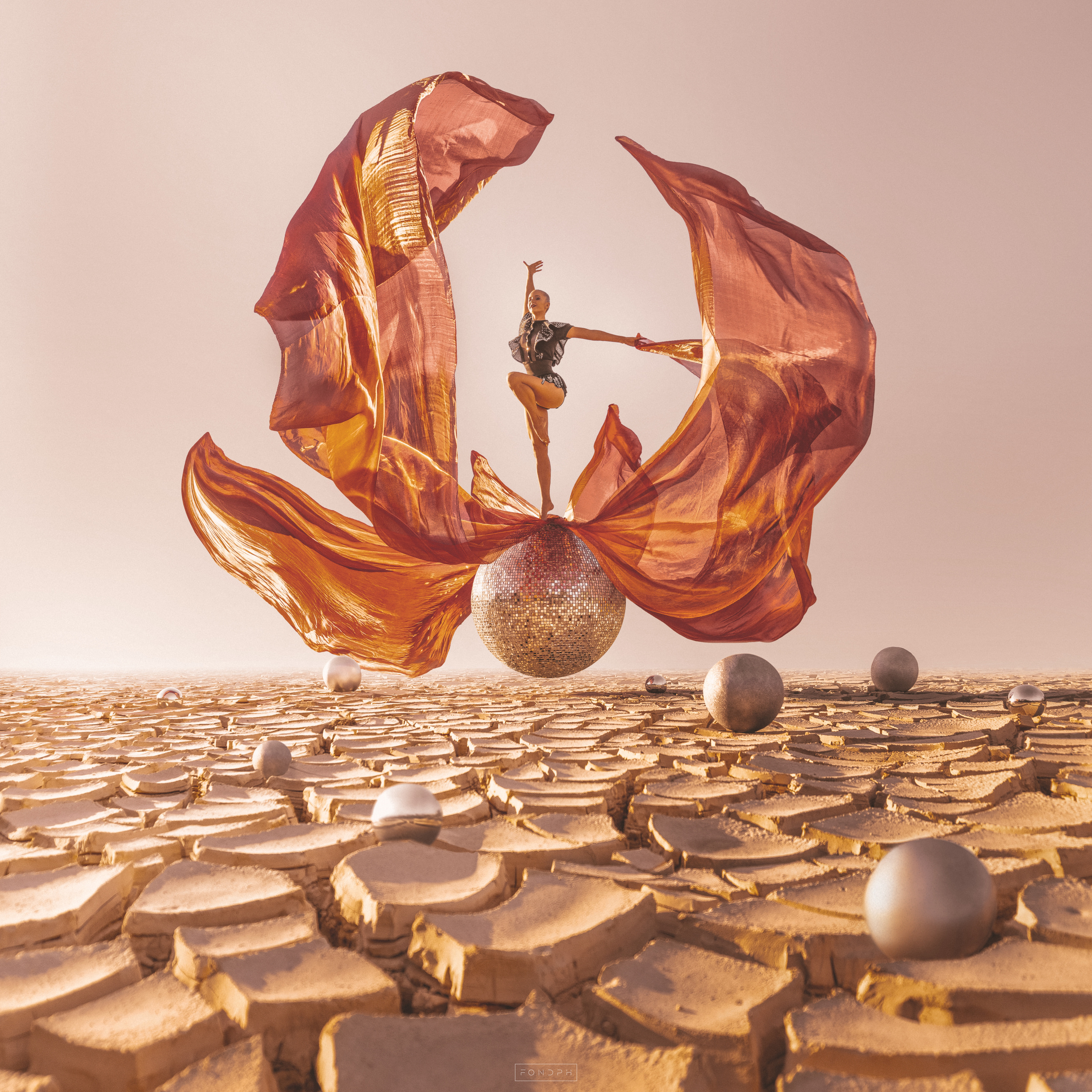 Feedback. Night art photographer Sergey Savenko Rostov-on-Don FONDphoto FONDph