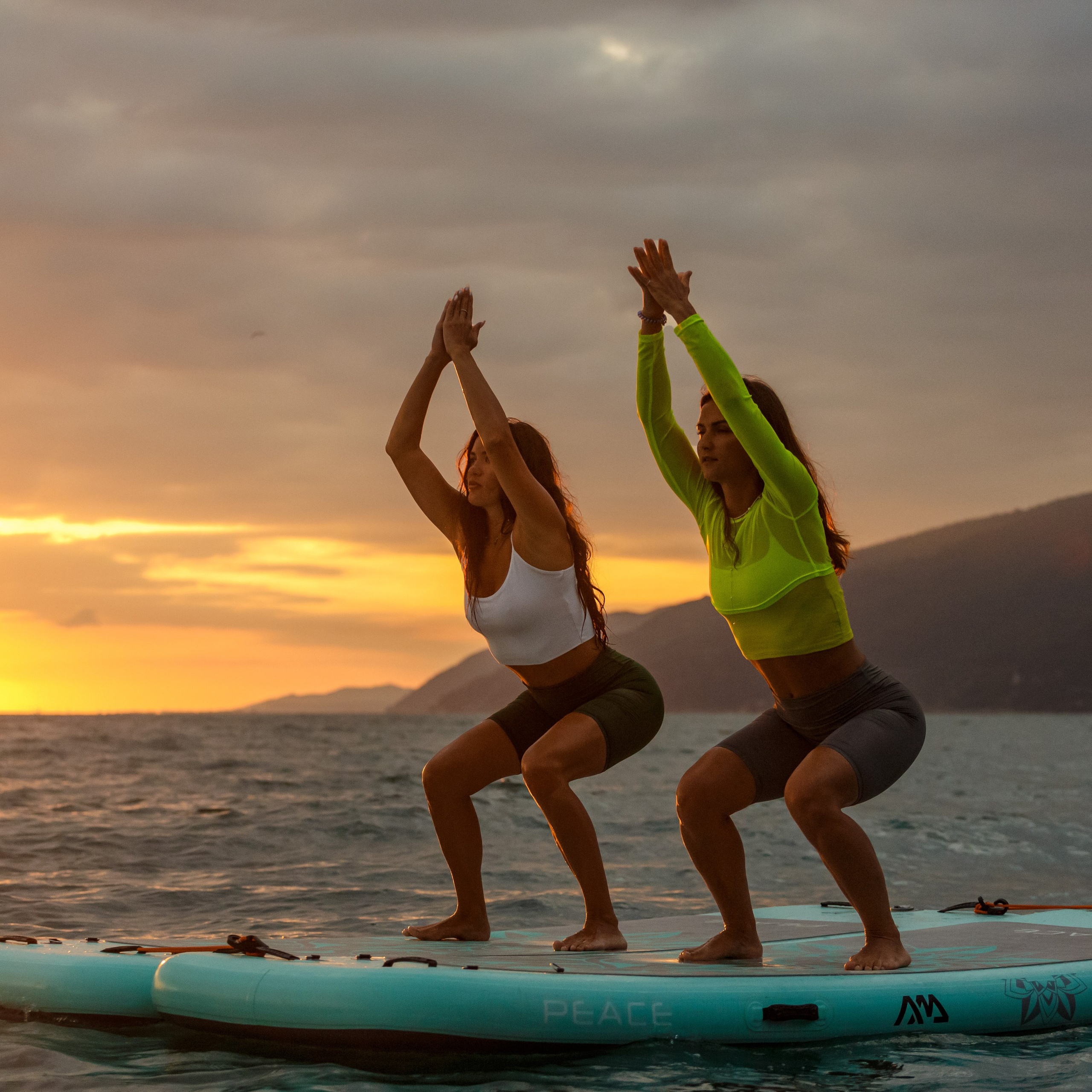 йога на сапах