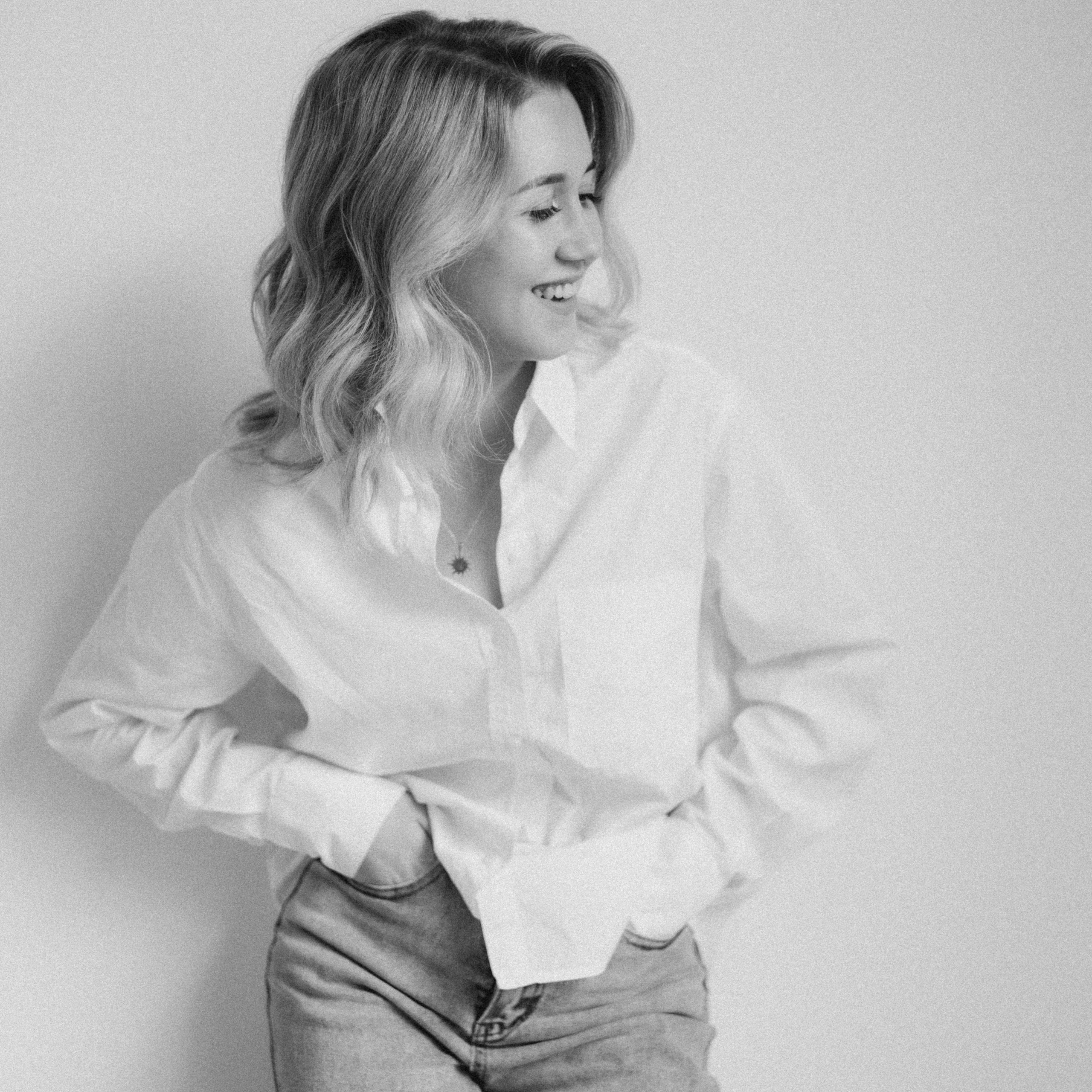 Вика — студия Москва