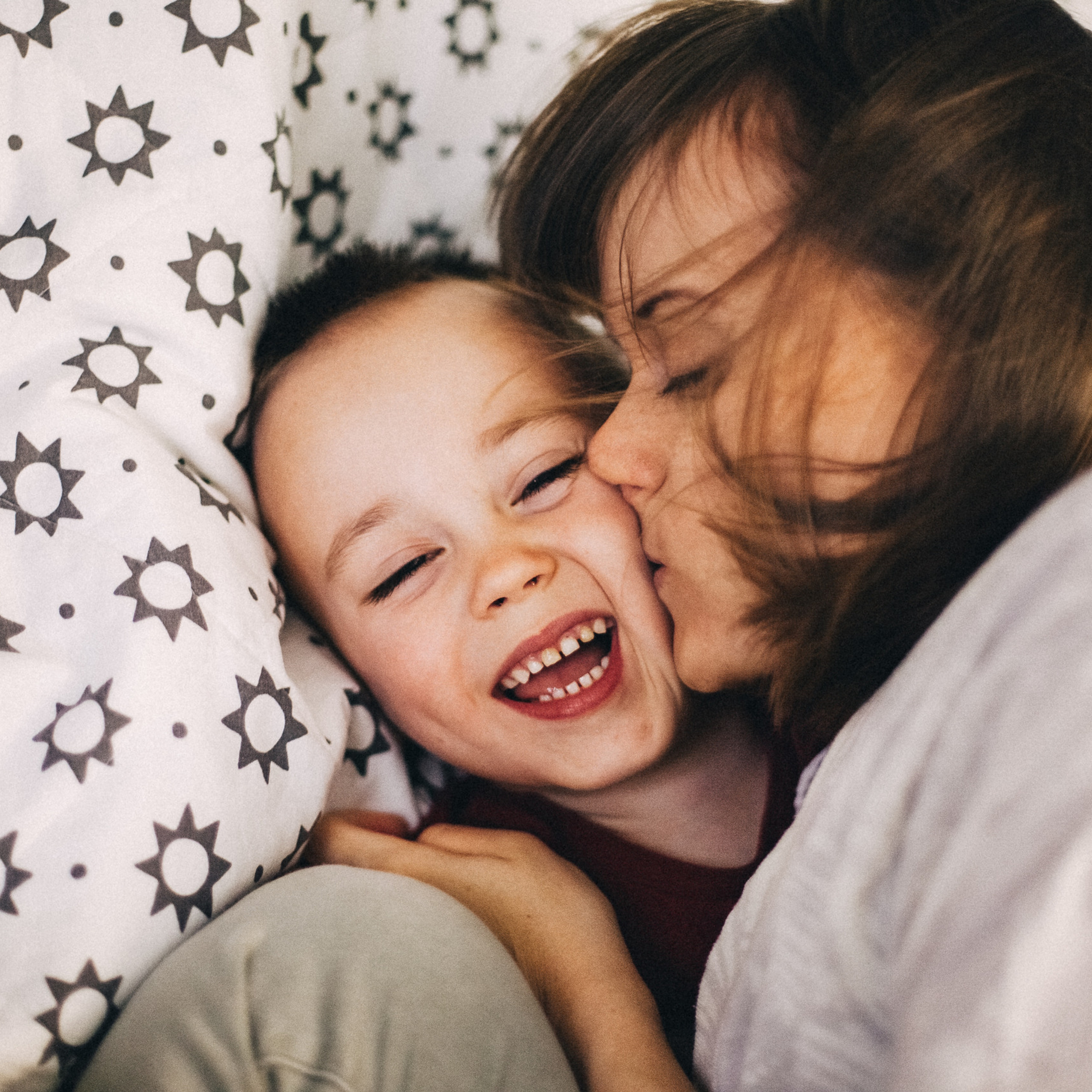 Юля и Даня. Обычный будний день.