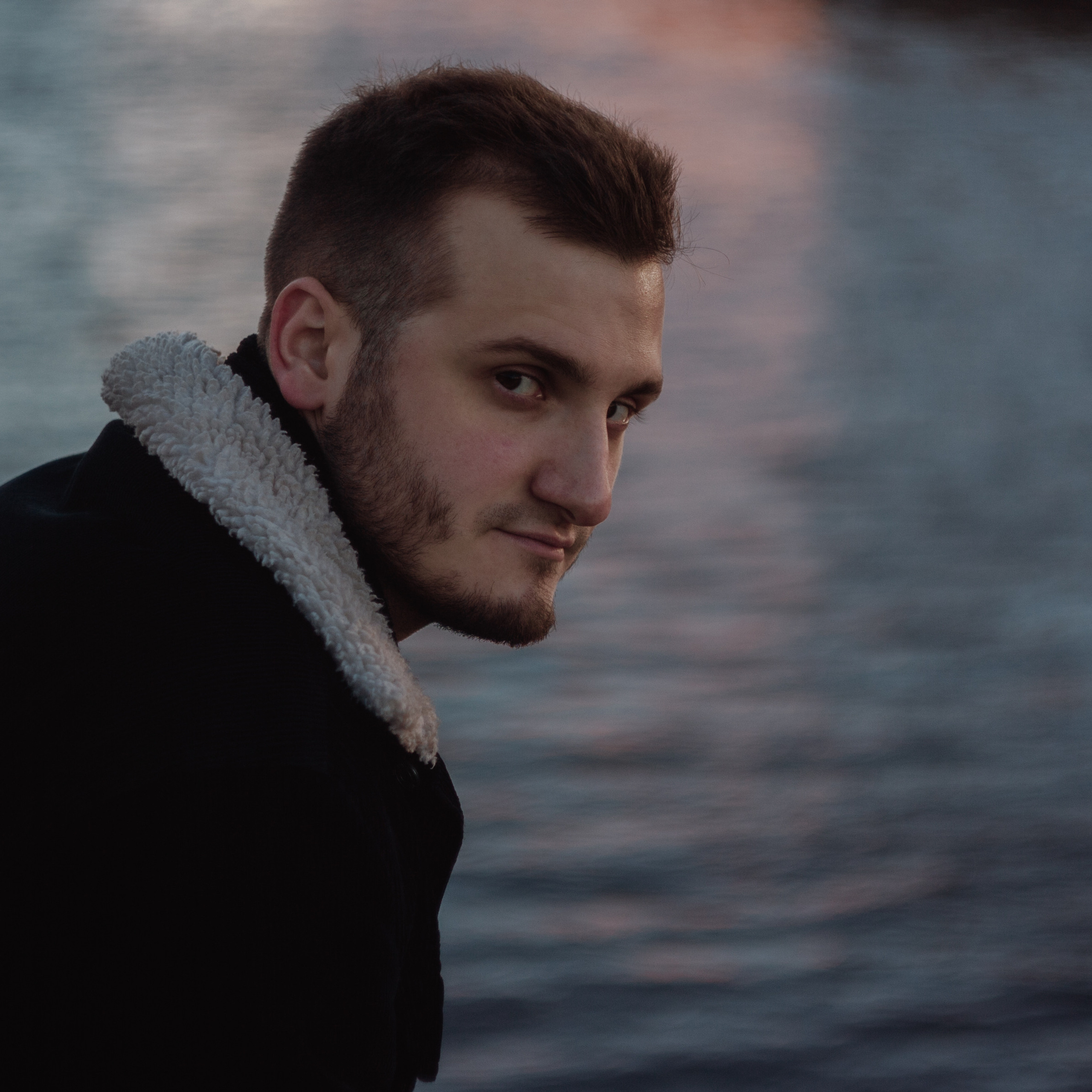 Александр. Красный Треугольник