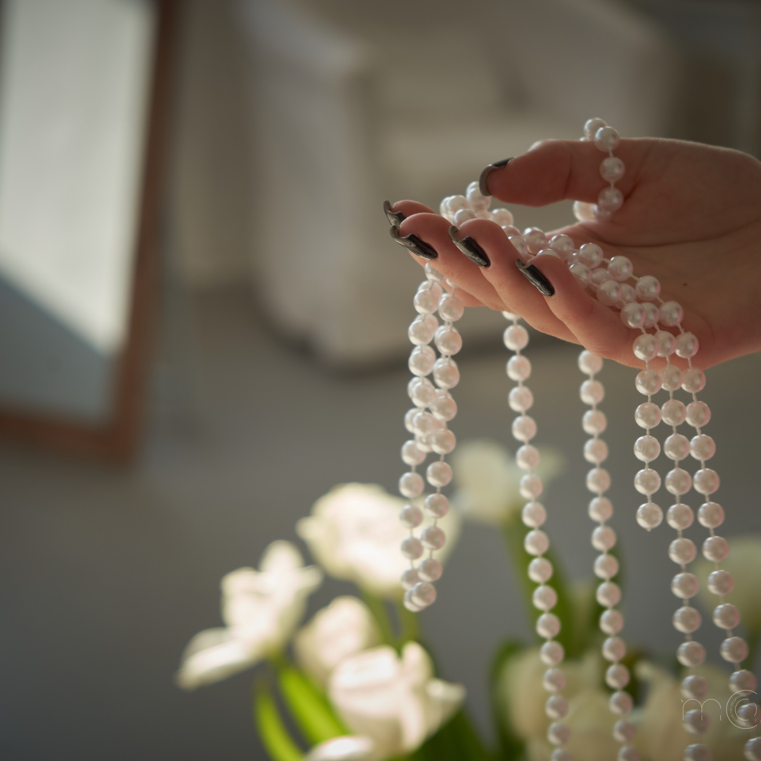 Настя в цветах