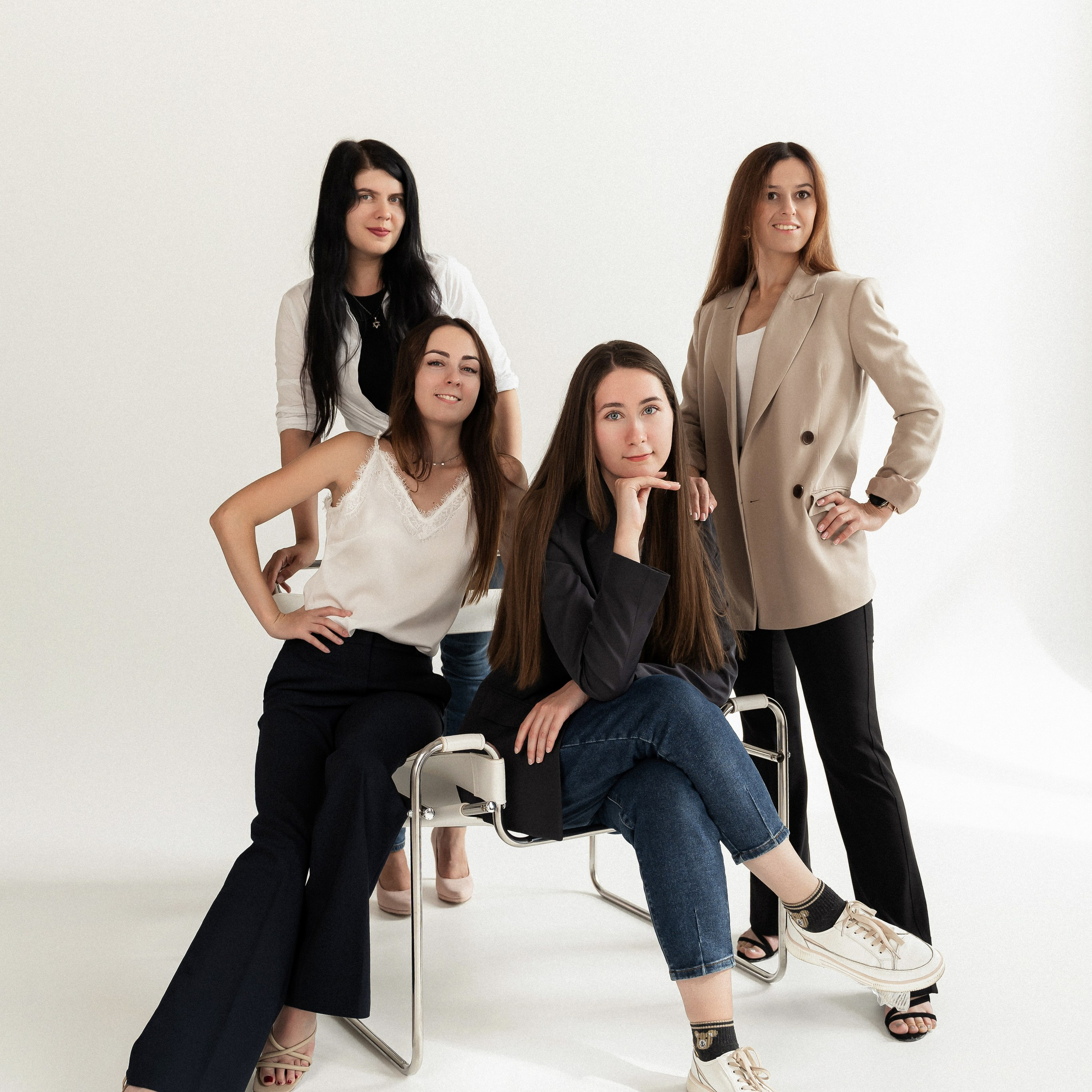 Специалисты школы английского языка