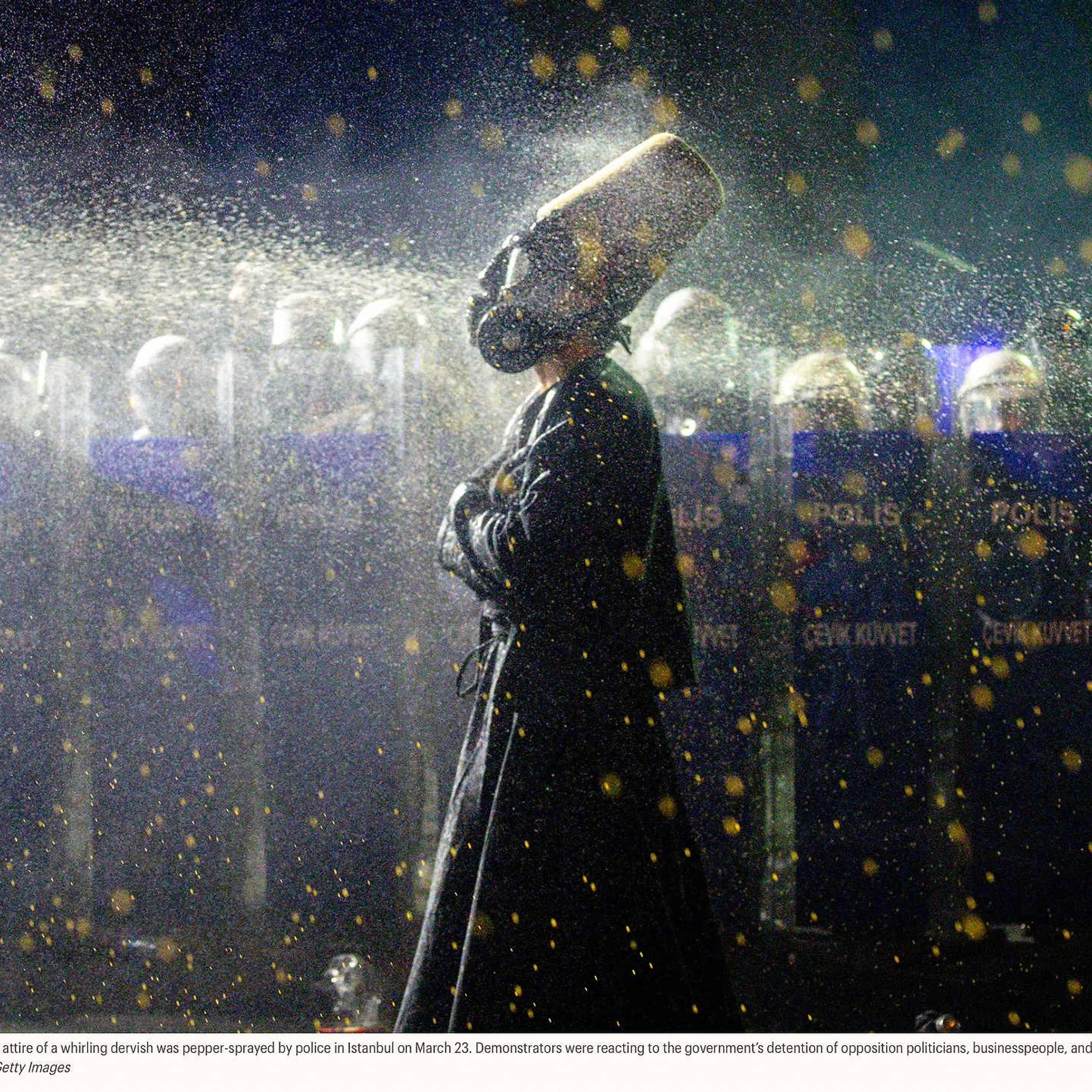 На днях вышел фильм, снятый по мотивам фотопроекта. Репортажный фотограф в Сочи — Михаил Мордасов