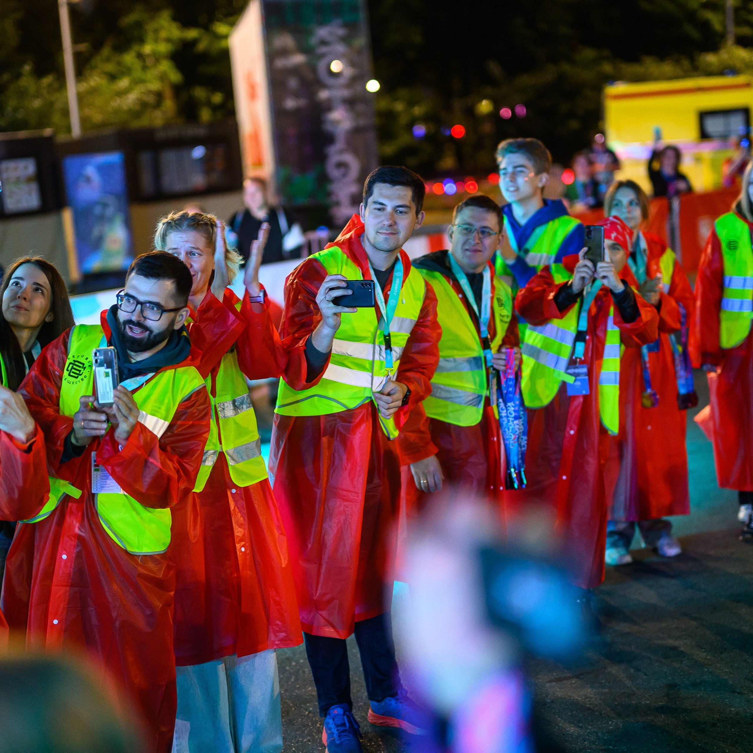 Ночной забег 2025