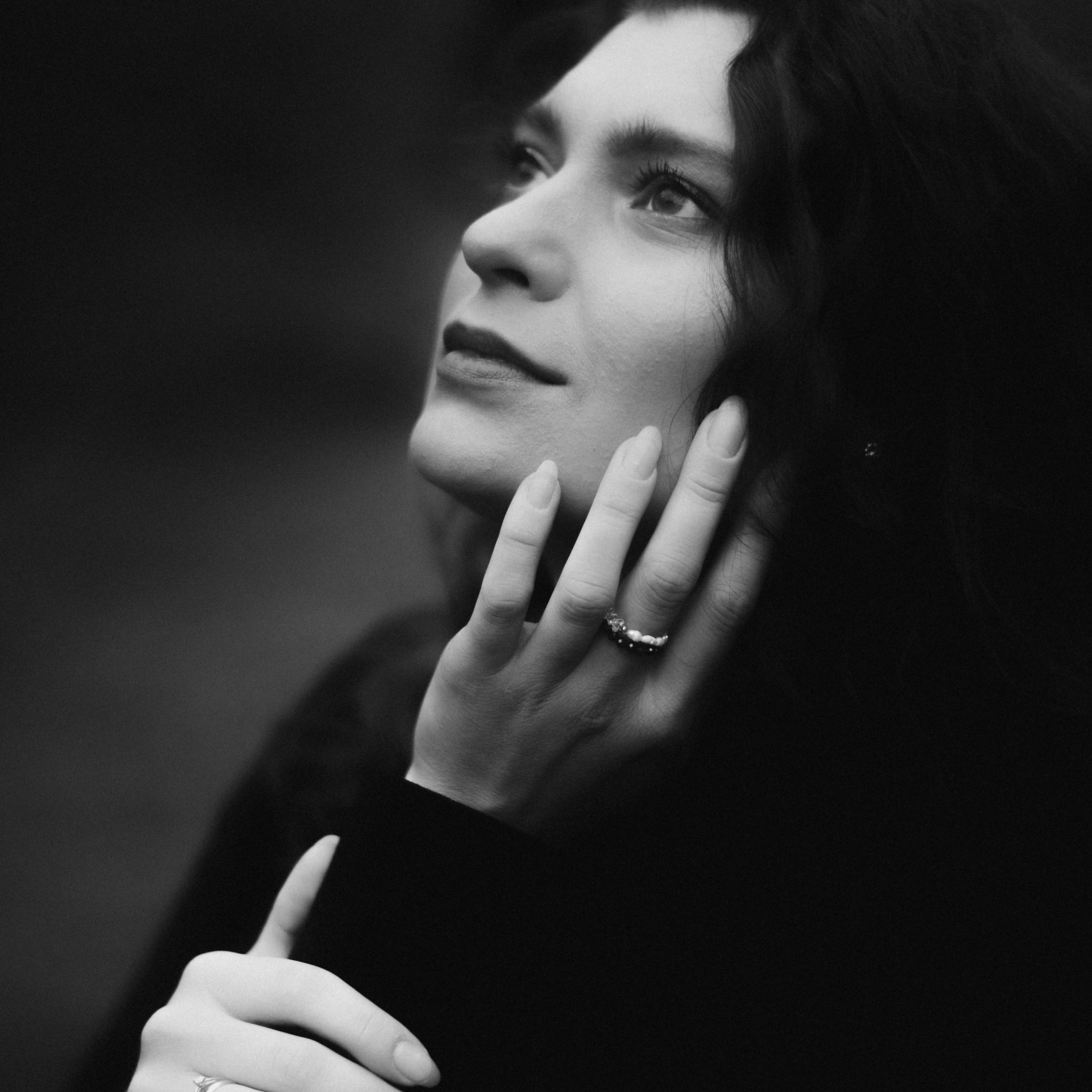 Фотосессия в готическом стиле возле Усадьбы Середниково