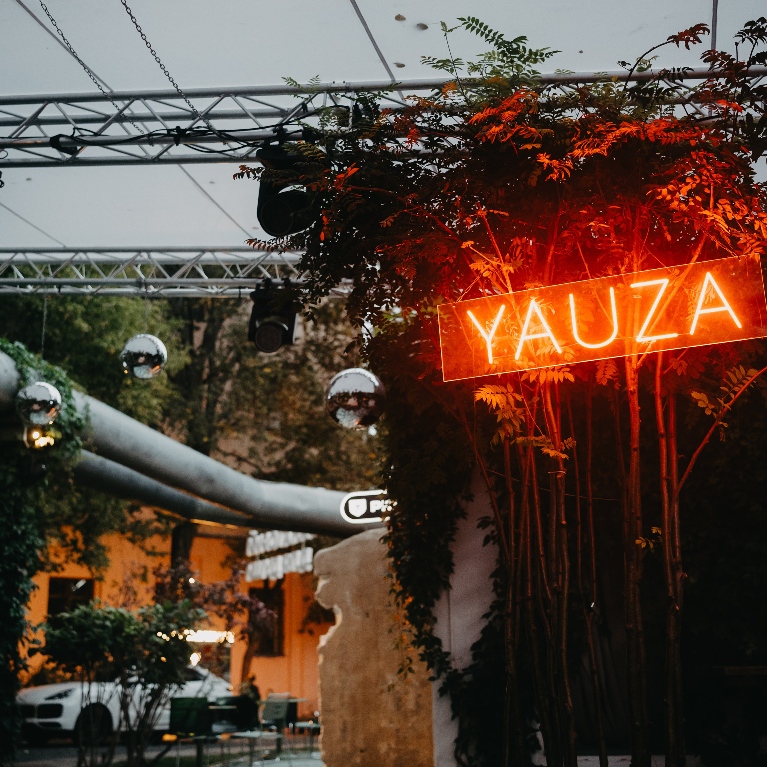 Фуршет в&nbsp;YAUZA PLACE