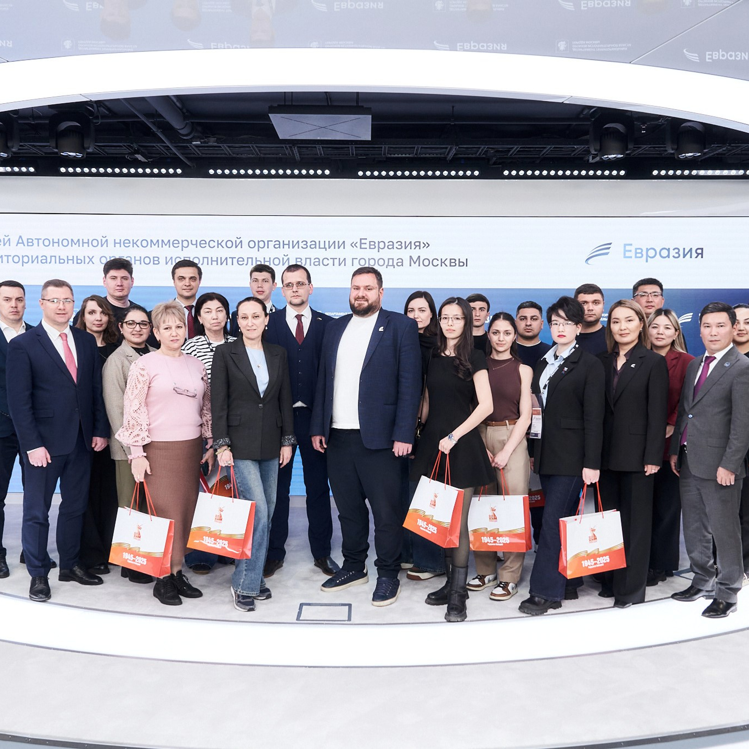 Отзывы. Репортажный и детский фотограф в Москве Илья Еренбург