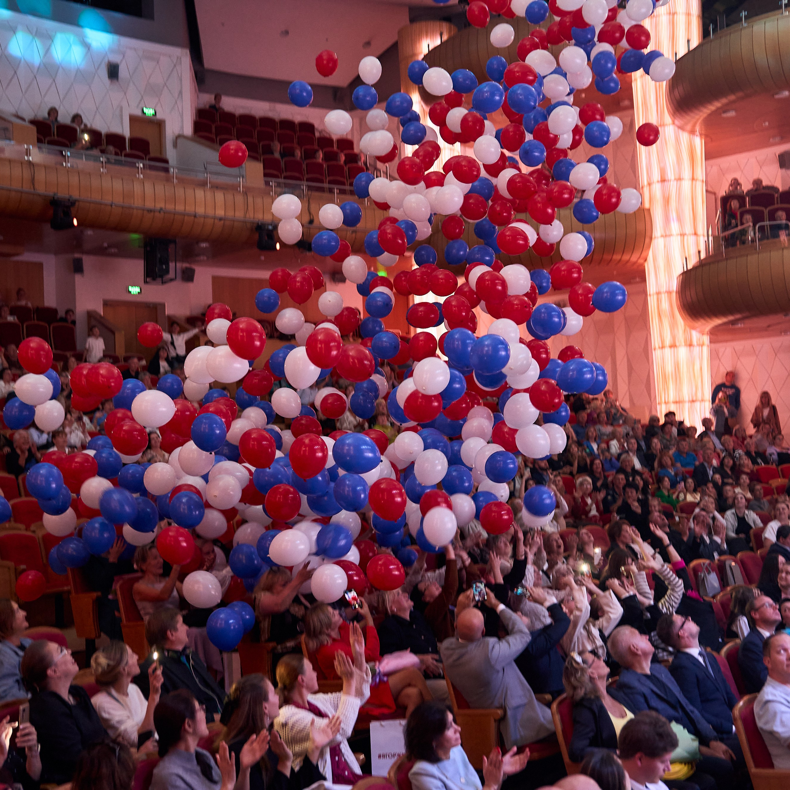 Отзывы. Репортажный и детский фотограф в Москве Илья Еренбург