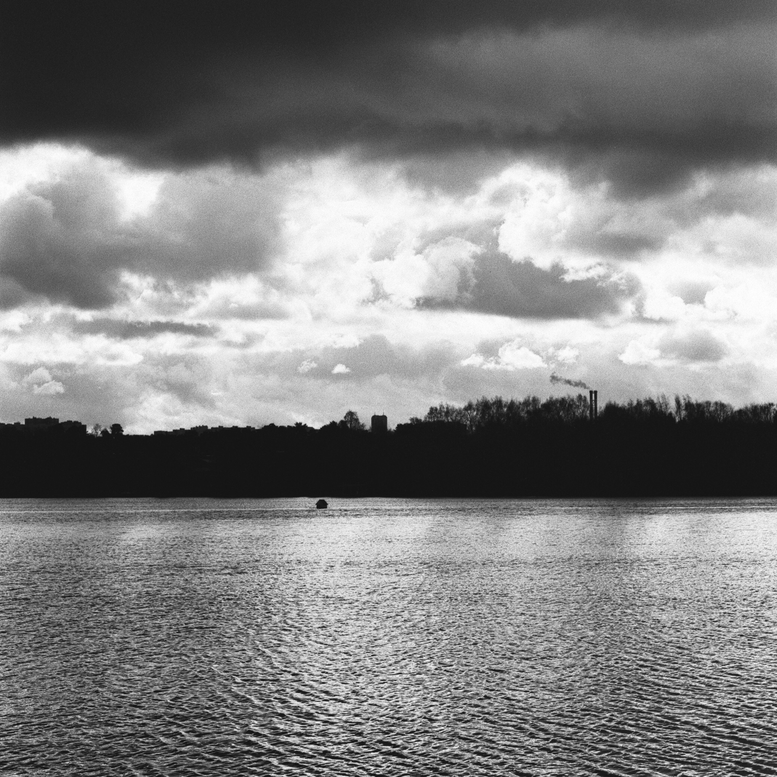 Cosina 55 mm f1.2 — Ricoh XR-10M / Тасма Тип-42 ISO 100