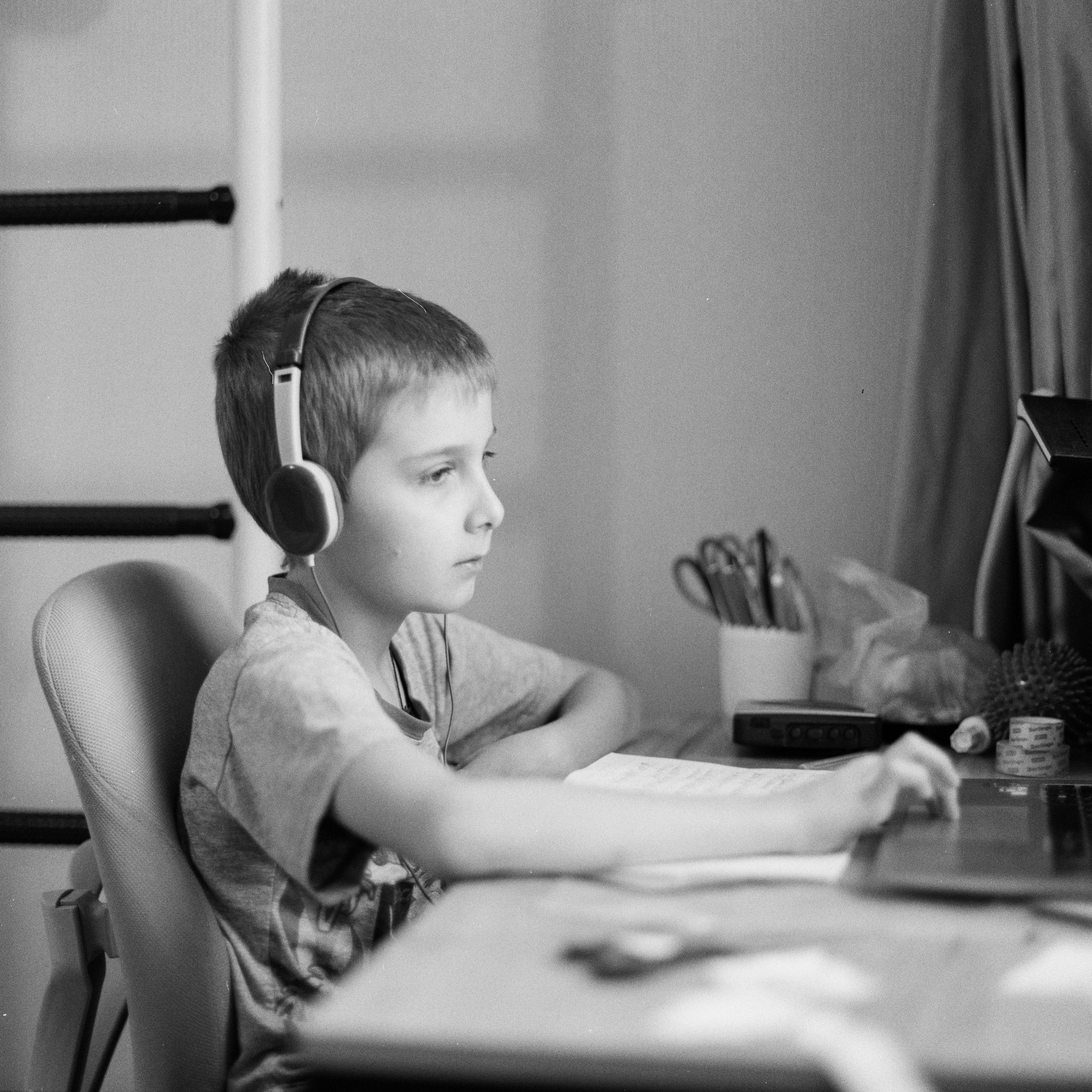 Mamiya 645 — Mamiya-Sekor C 80 mm f1.9 / Ilford HP5 Plus 400