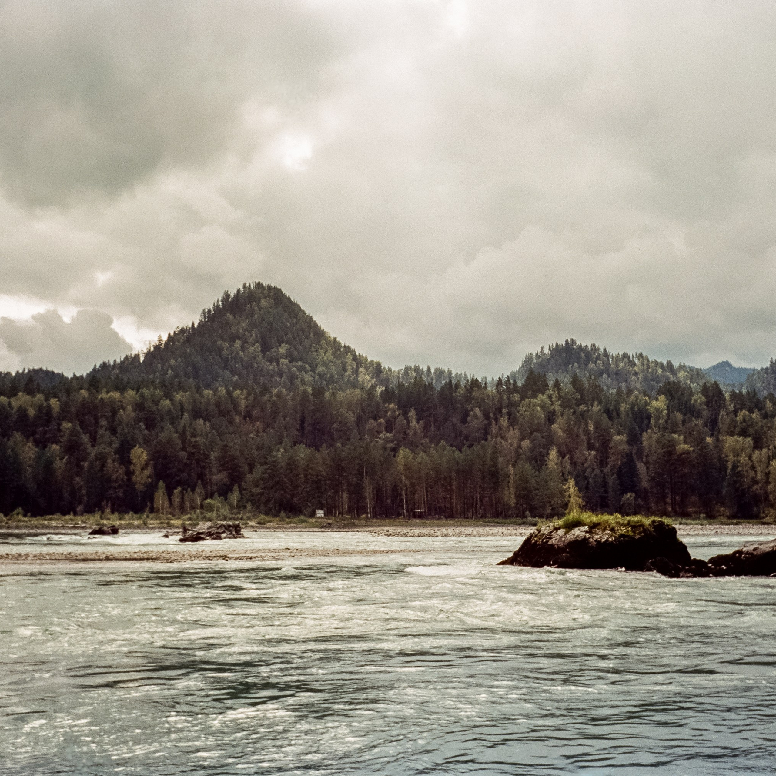 База Берель, Горно-Алтайский ботанический сад / Minox 35 GT / SFL 250D (Kodak Vision 3 250D)