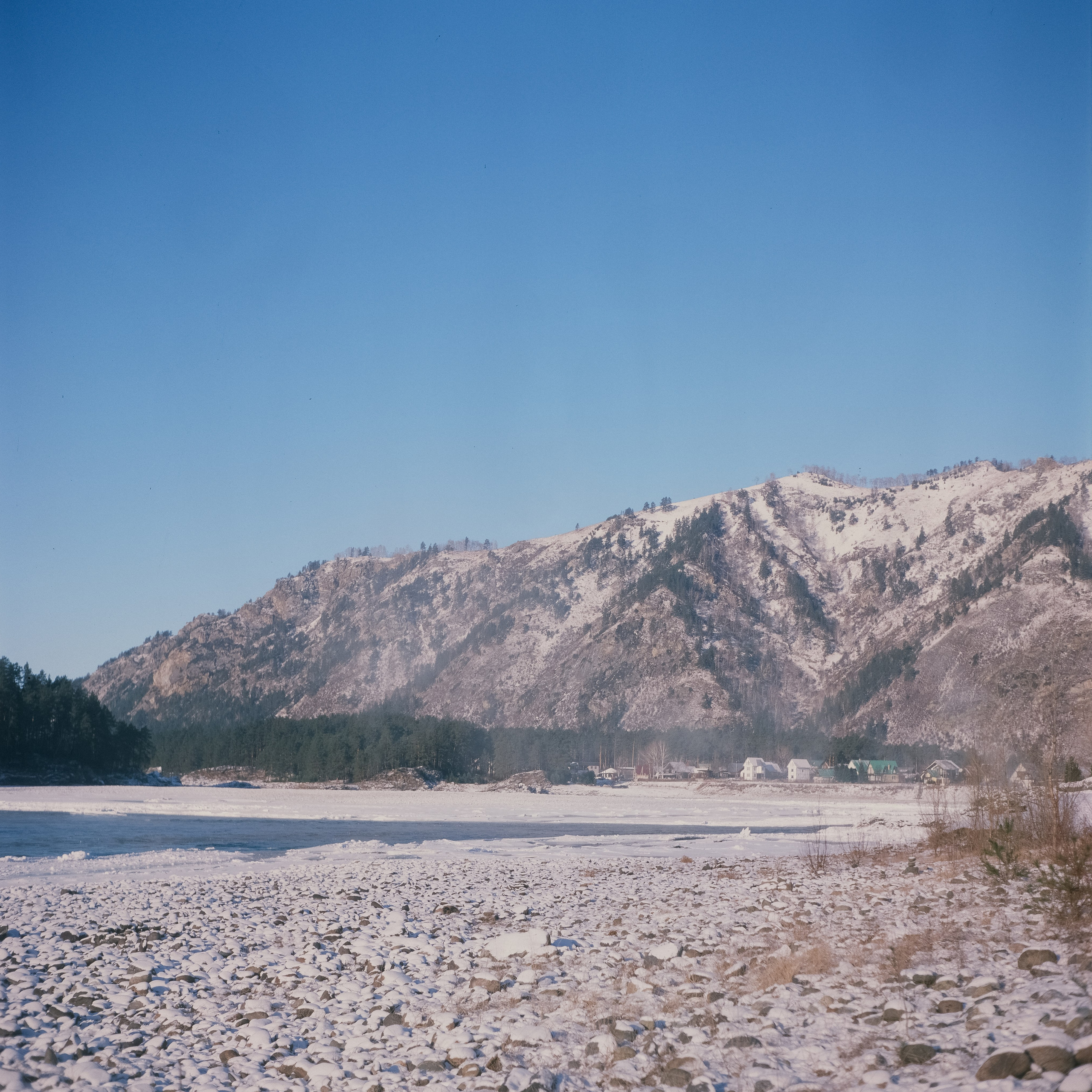 Бережок: закаты и восходы / 15–18 декабря 2023 года / Kodak Ektachrome 100VS