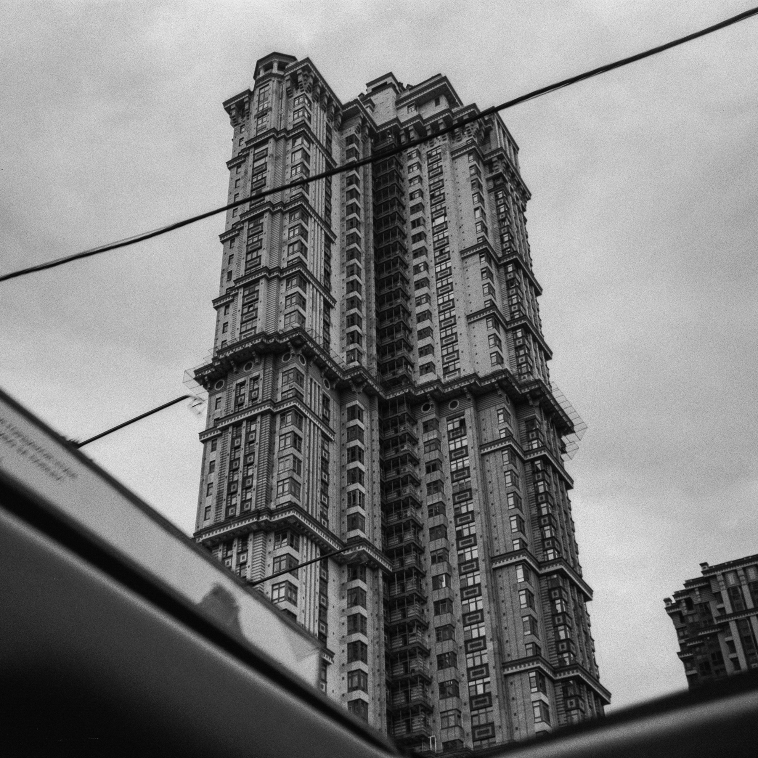 Cosina CX-1 | Agfa Aviphot 200 | Москва центр, Давыдовское июнь 2025 года