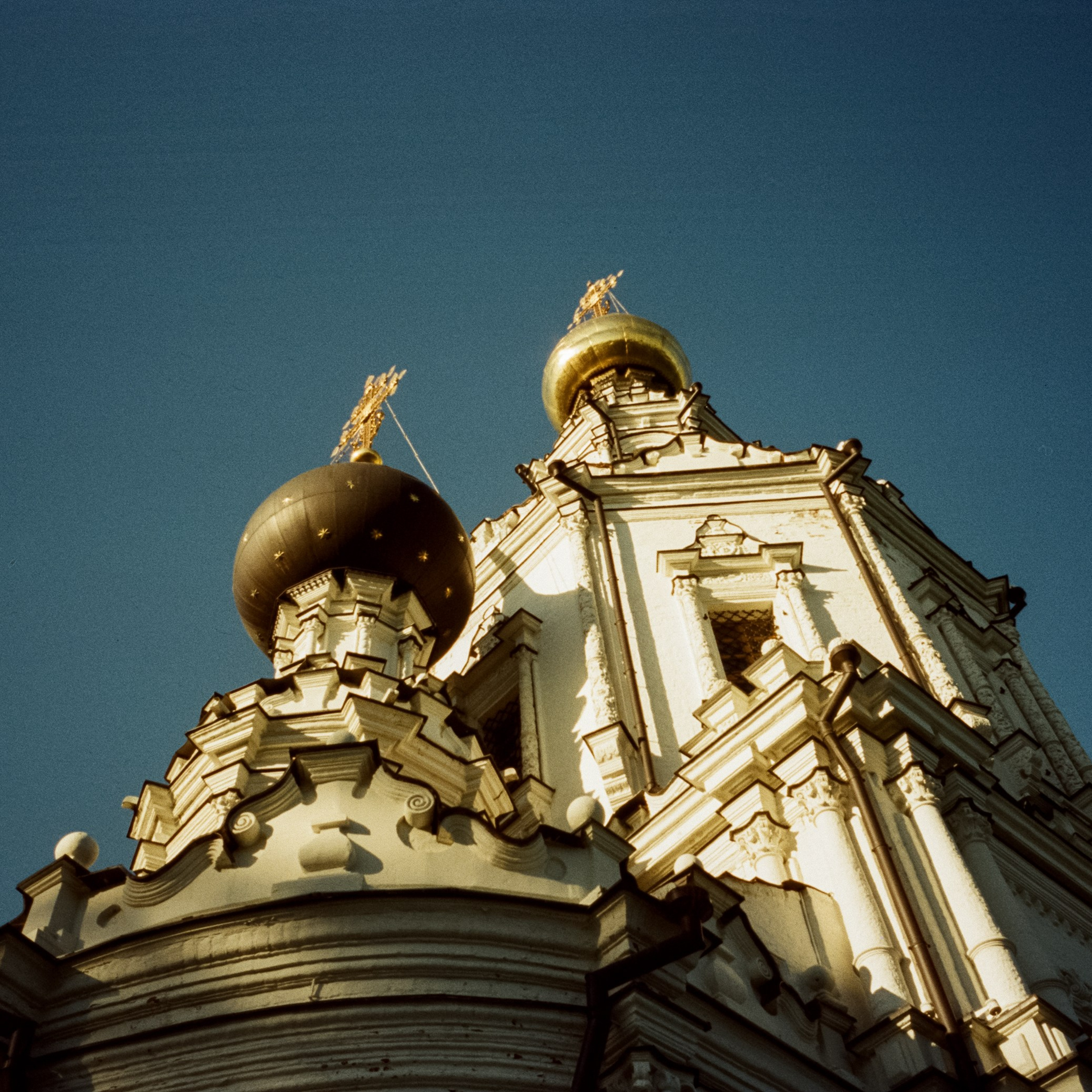 Ricoh GR10 / SFL 250D / Тестовая пленка у речки в Строгино