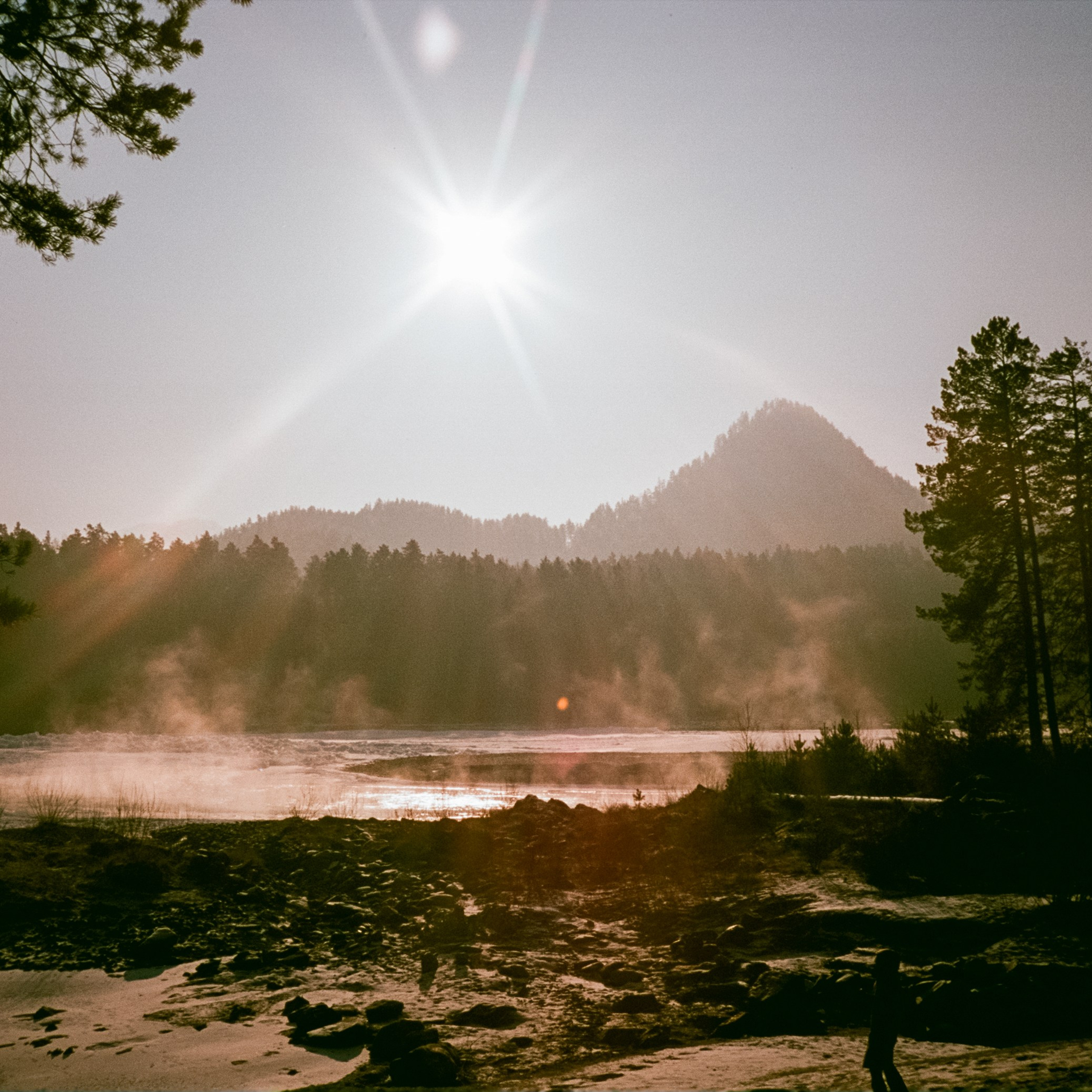 База Берель, поле у вертолетной площадки / 13 декабря 2023 года (-33℃)