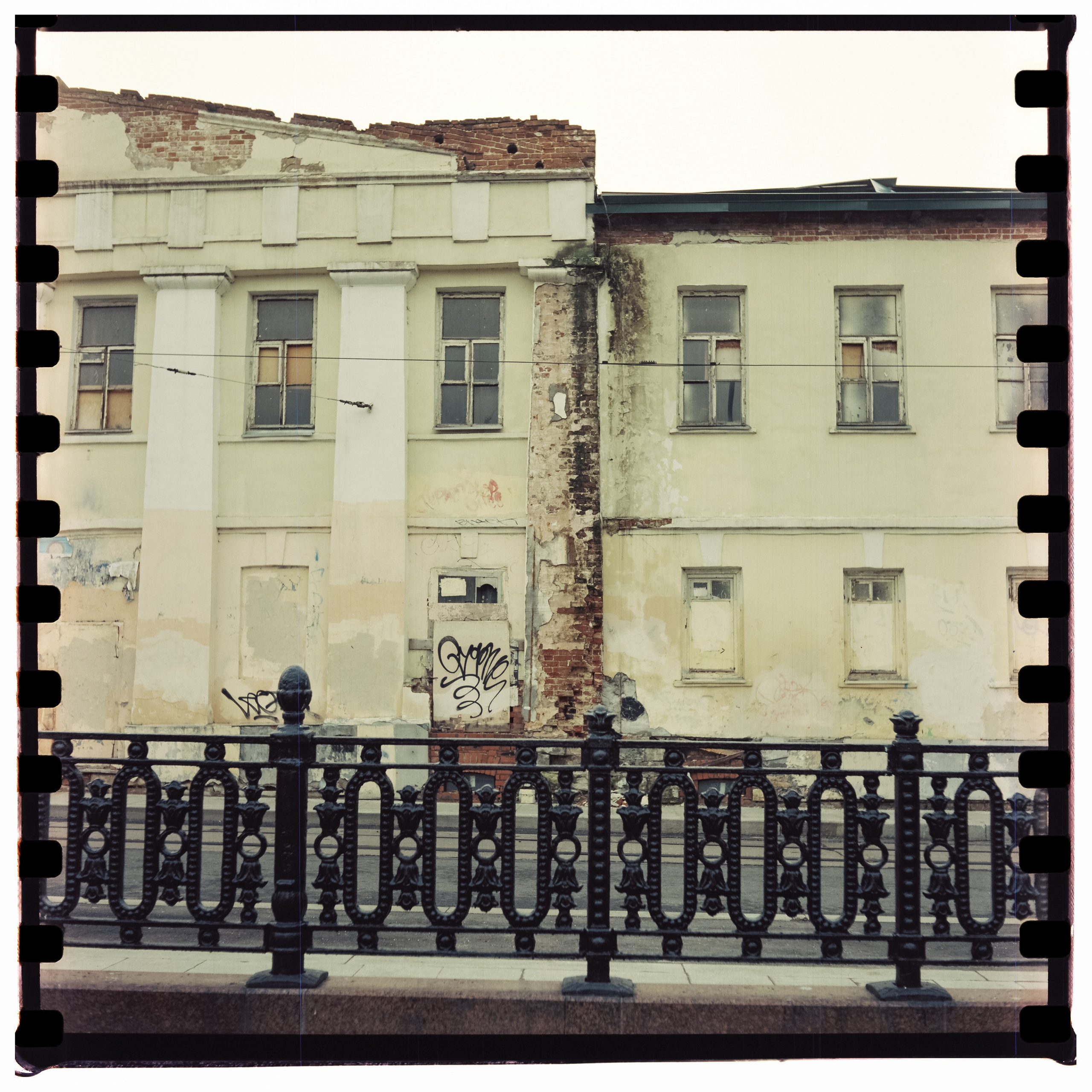 Чистые пруды, Покровка, Потаповский переулок / Minolta Autocord (2) / Perspekriva Vision 3