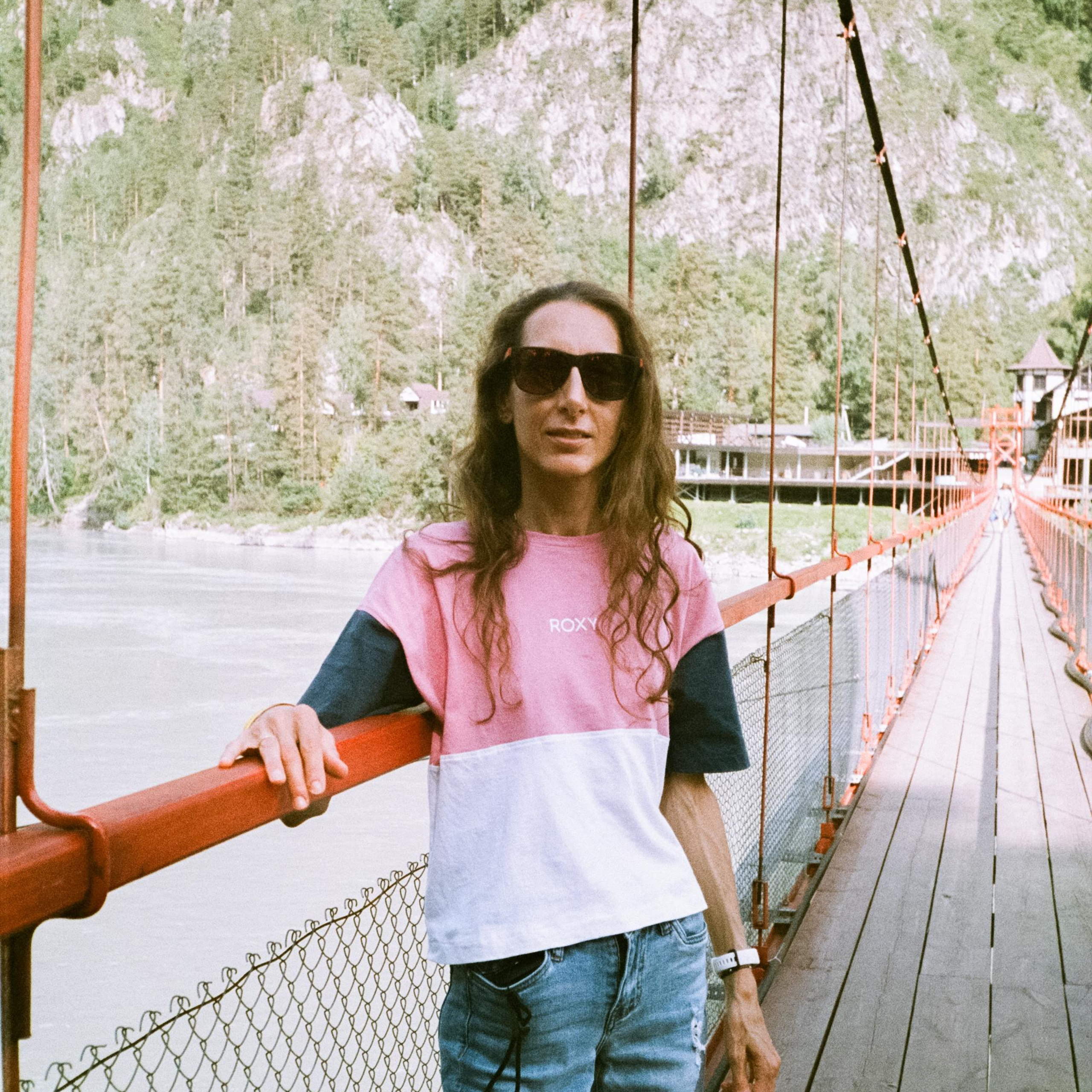 Мост к Камышлинскому водопаду, Зубы дракона / Revue 35CC / Agfacolor 200