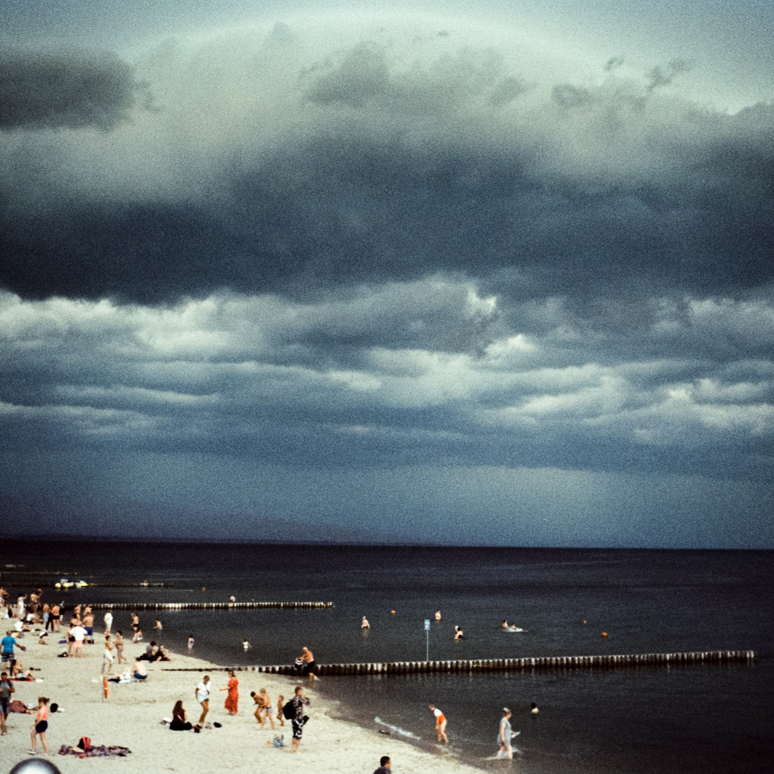 10 июля перед бурей Зеленоградск, 11 июля Светлогорск улочки прогулка