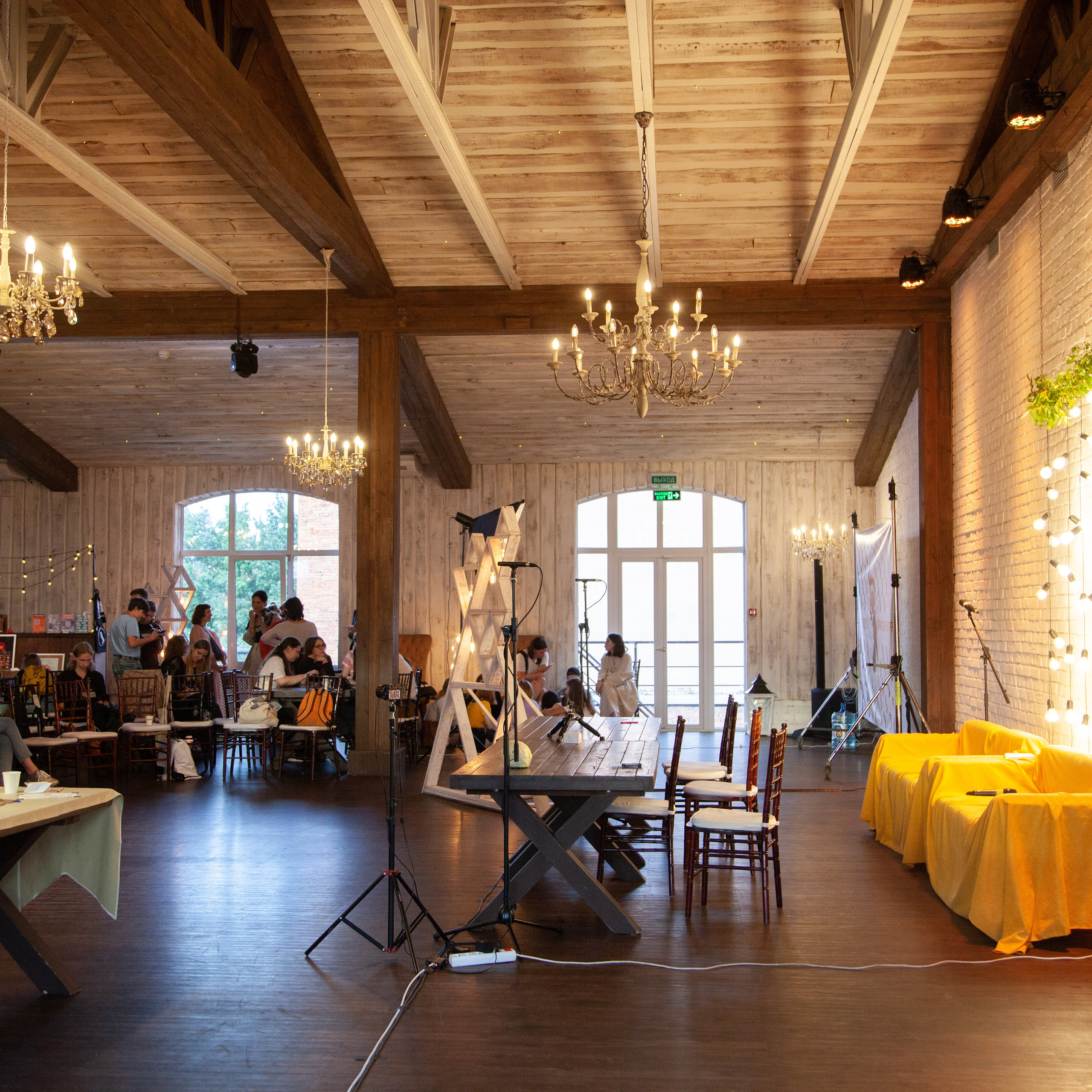 Отзывы. Честные истории о жизни города и его людях