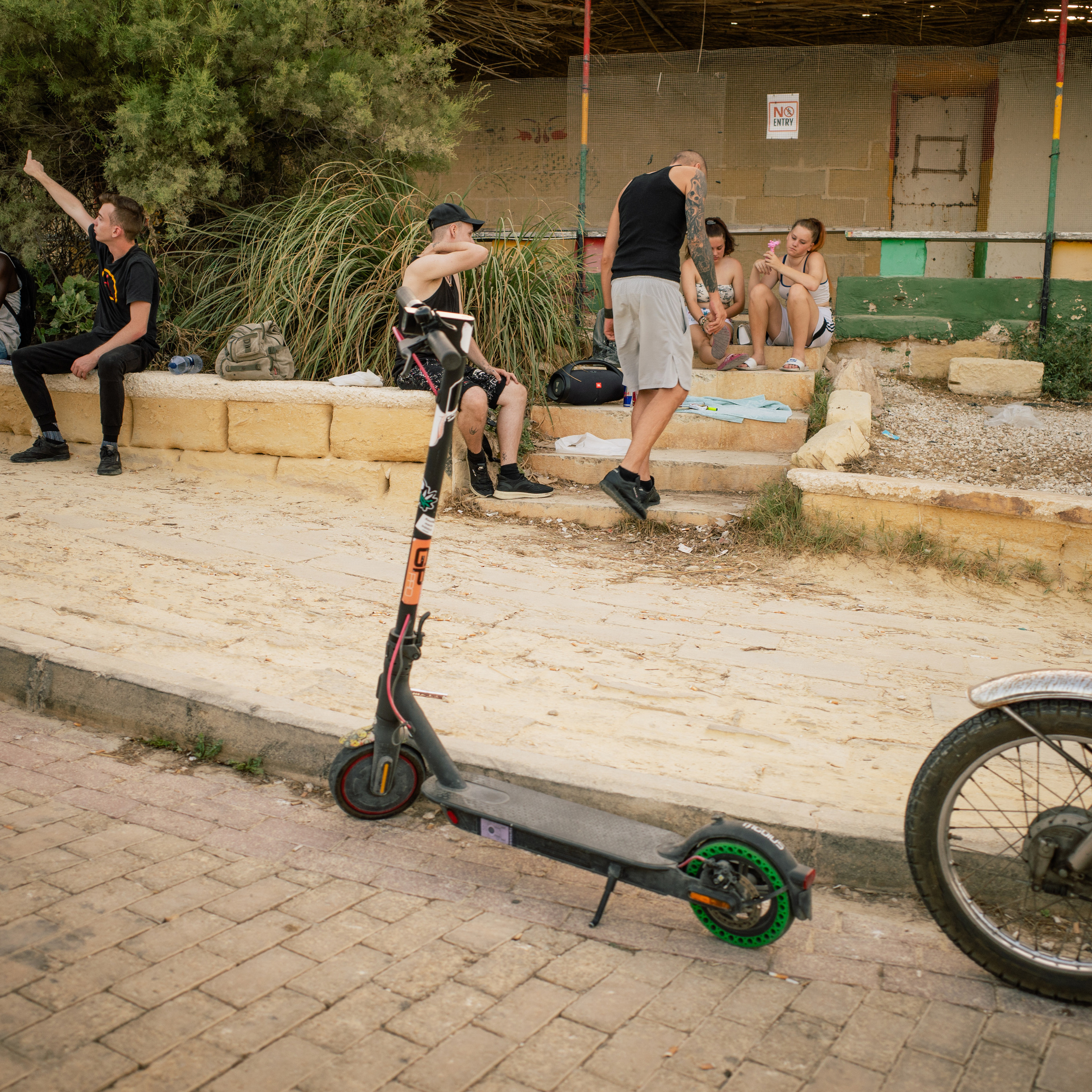 Street. Maxim Haritonchik — photographer