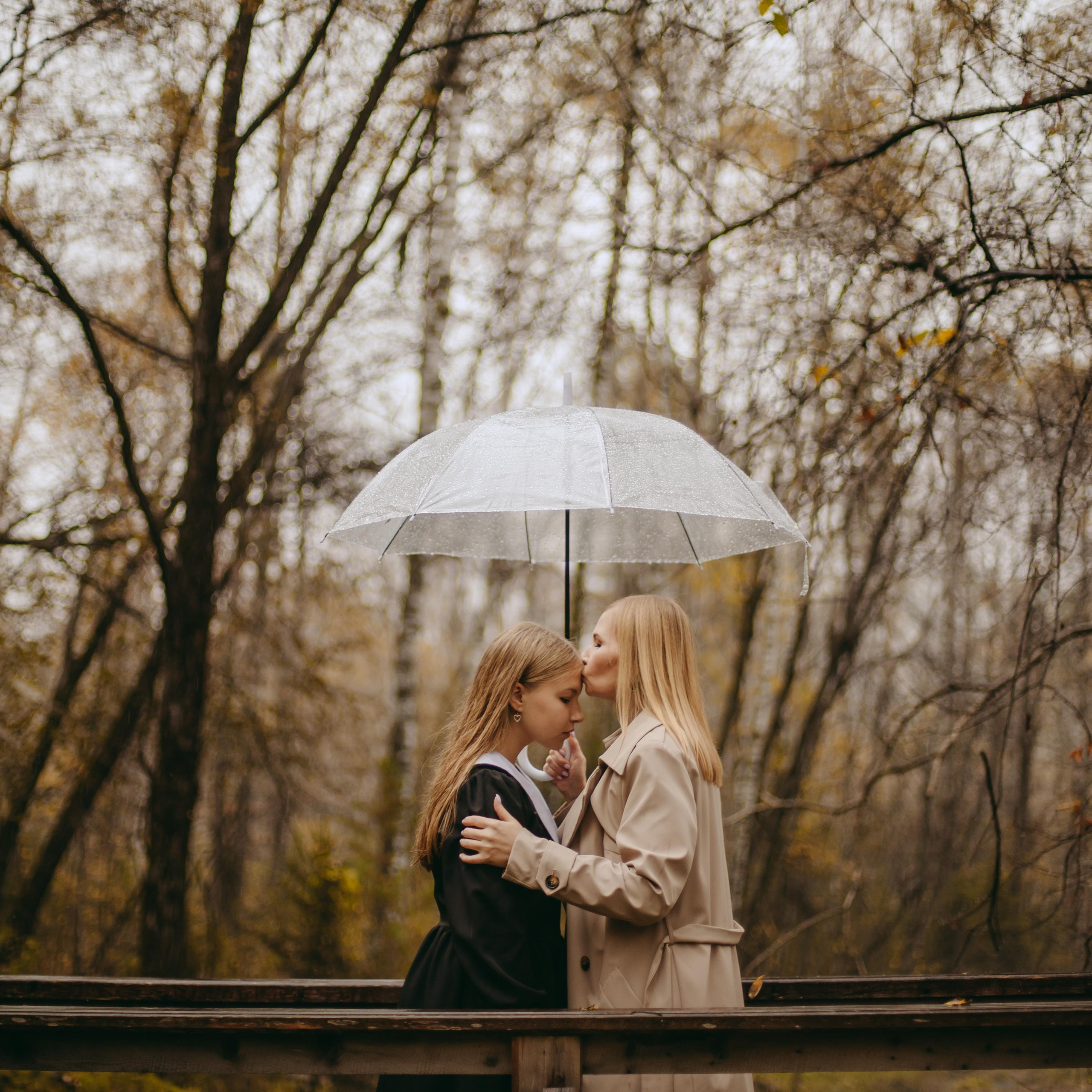 Осенняя история Саши и Дианы