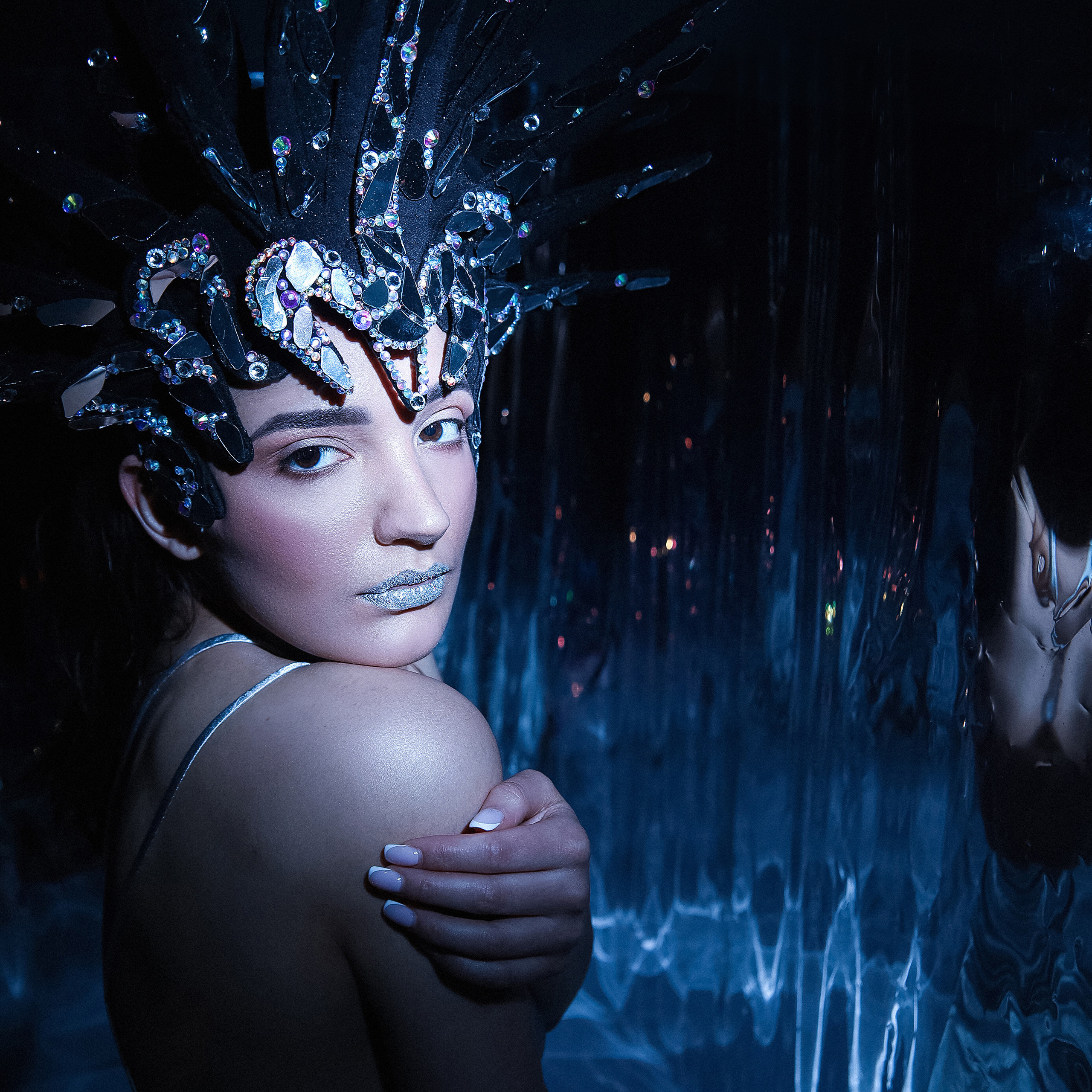 IMIRAGE MAGAZINE «THE QUEEN»