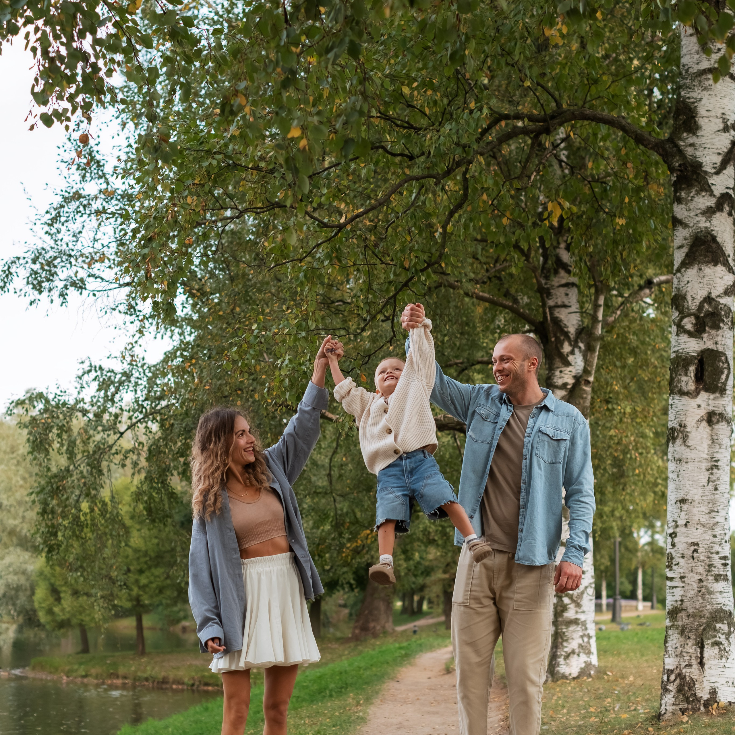 Семейная прогулка в парке