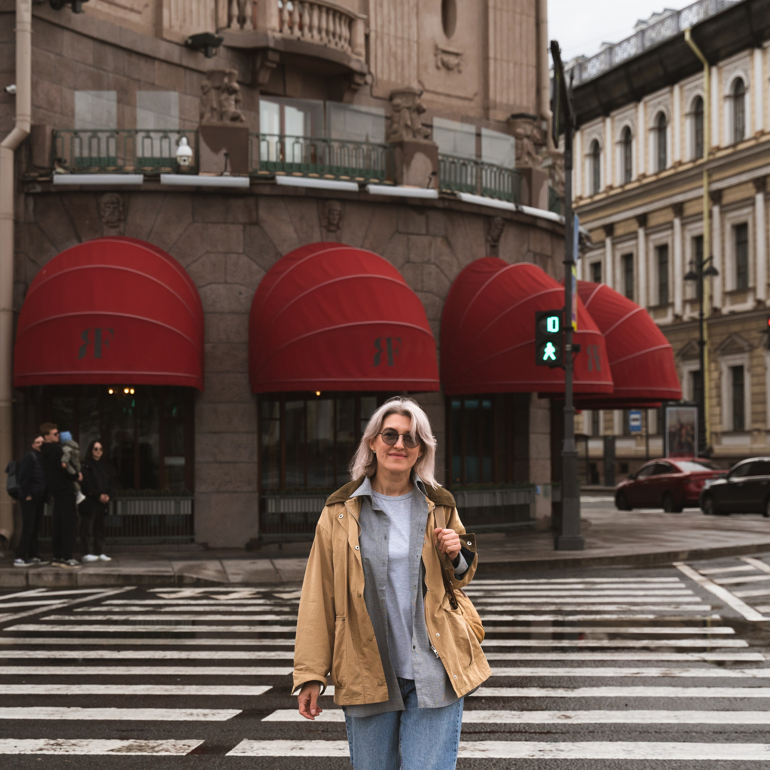 Таня и&nbsp;её&nbsp;семья 🤍 Она улыбнулась, и&nbsp;мне показалось, что весь мир стал светлее. —&nbsp;Эрих Мария Ремарк