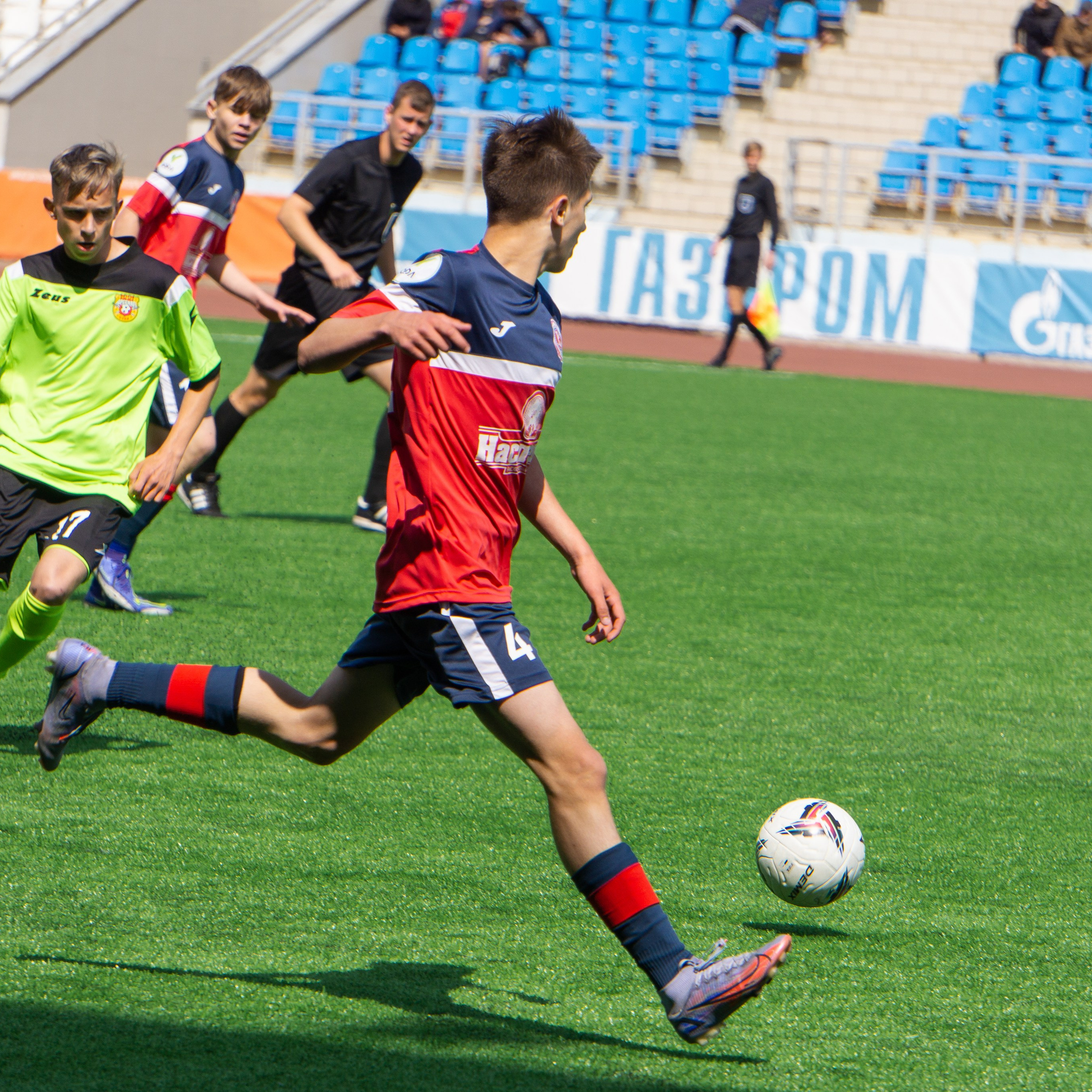 Юношеская Футбольная лига