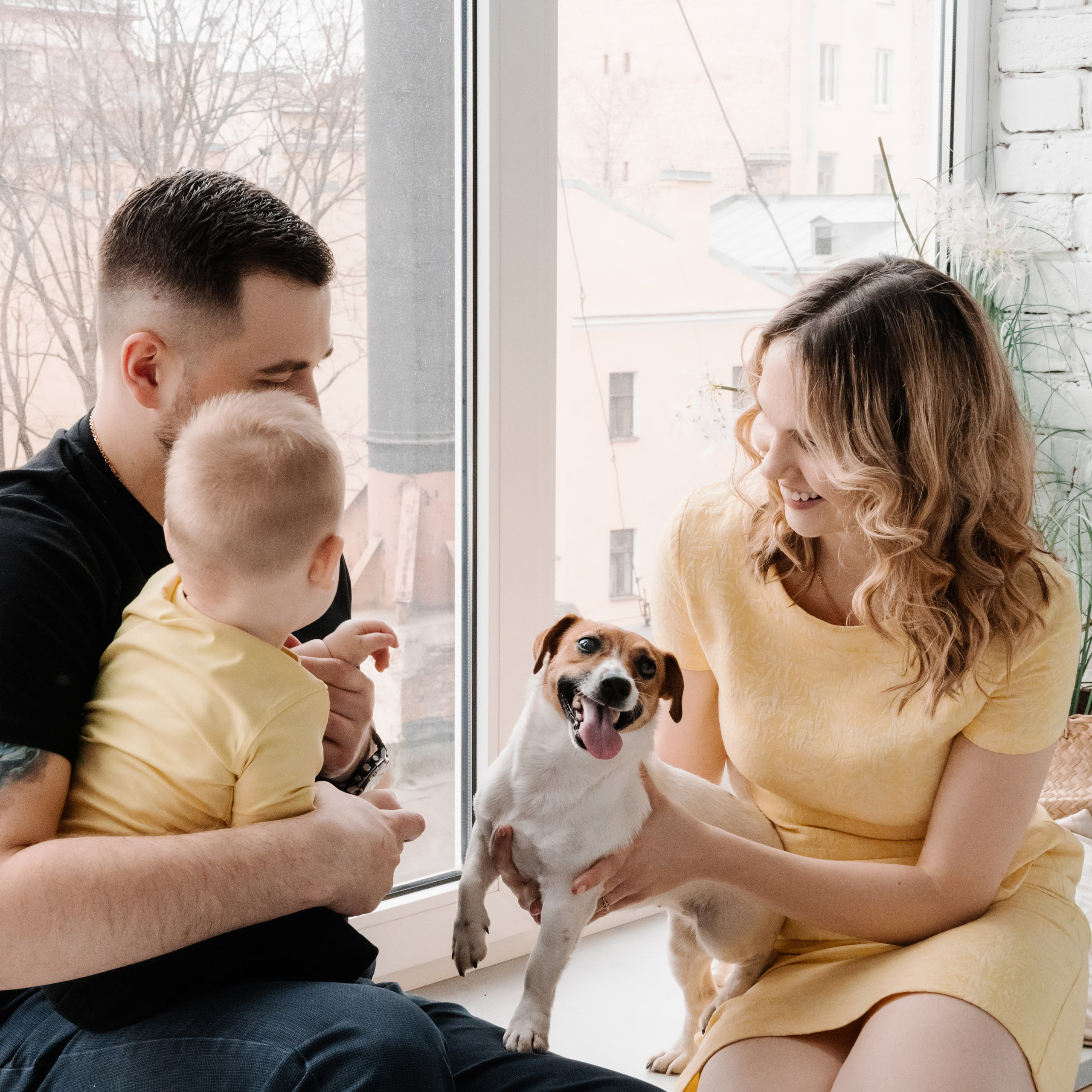 Семейная в фотостудии. Фотограф новорожденных малышей в Санкт-Петербурге
