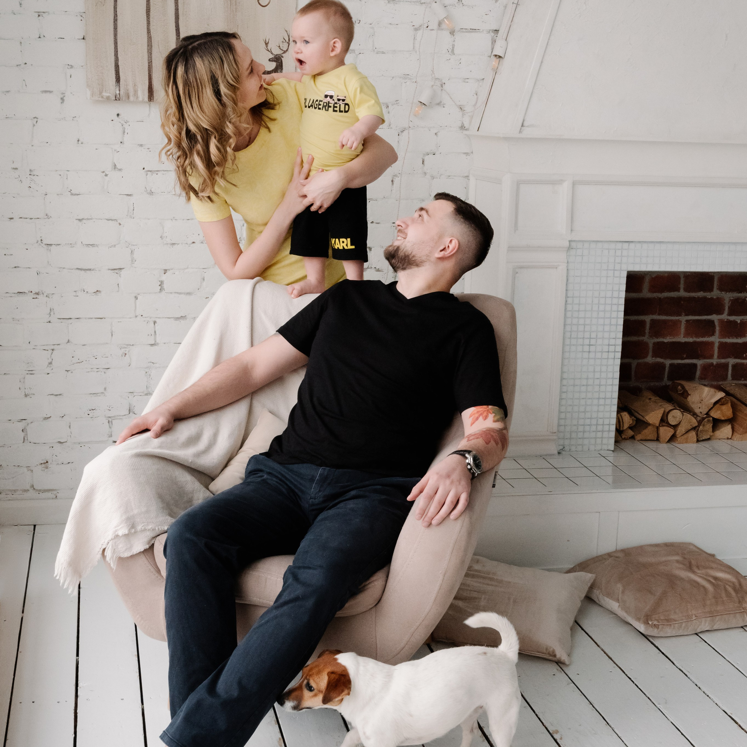 Семейная в фотостудии. Фотограф новорожденных малышей в Санкт-Петербурге