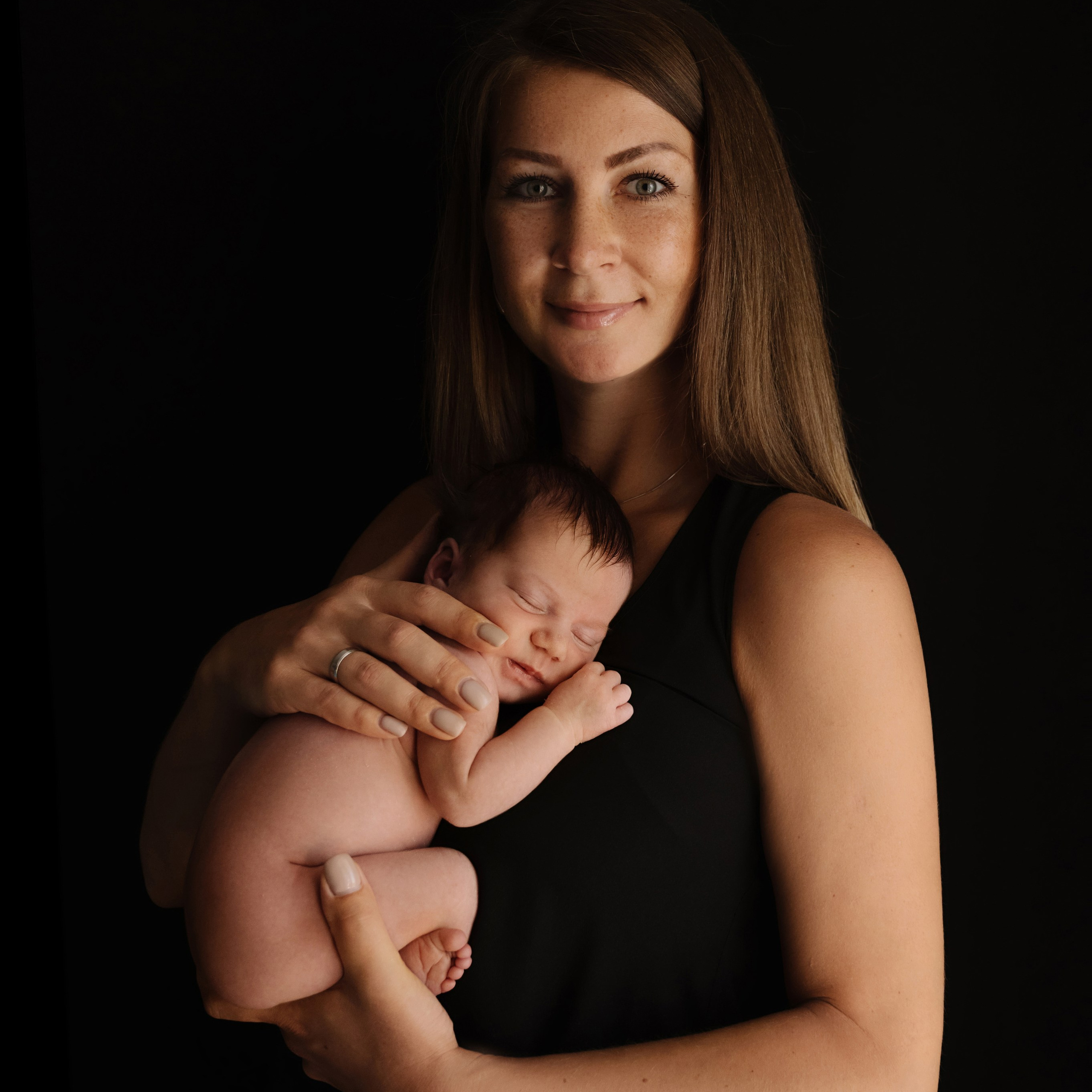 Лайфстайл позирование. Фотограф новорожденных малышей в Санкт-Петербурге