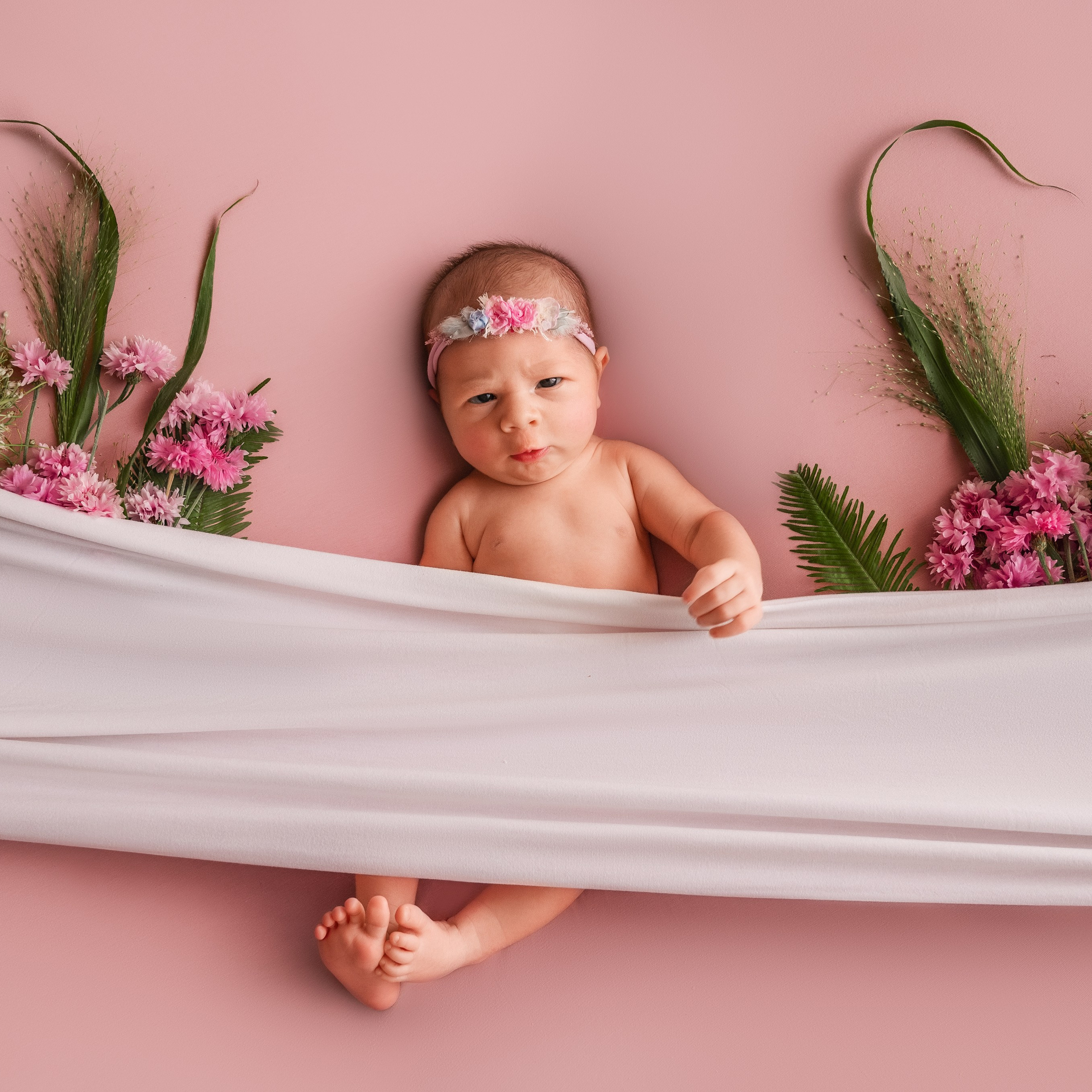 Серия 3 макси. Фотограф новорожденных малышей в Санкт-Петербурге