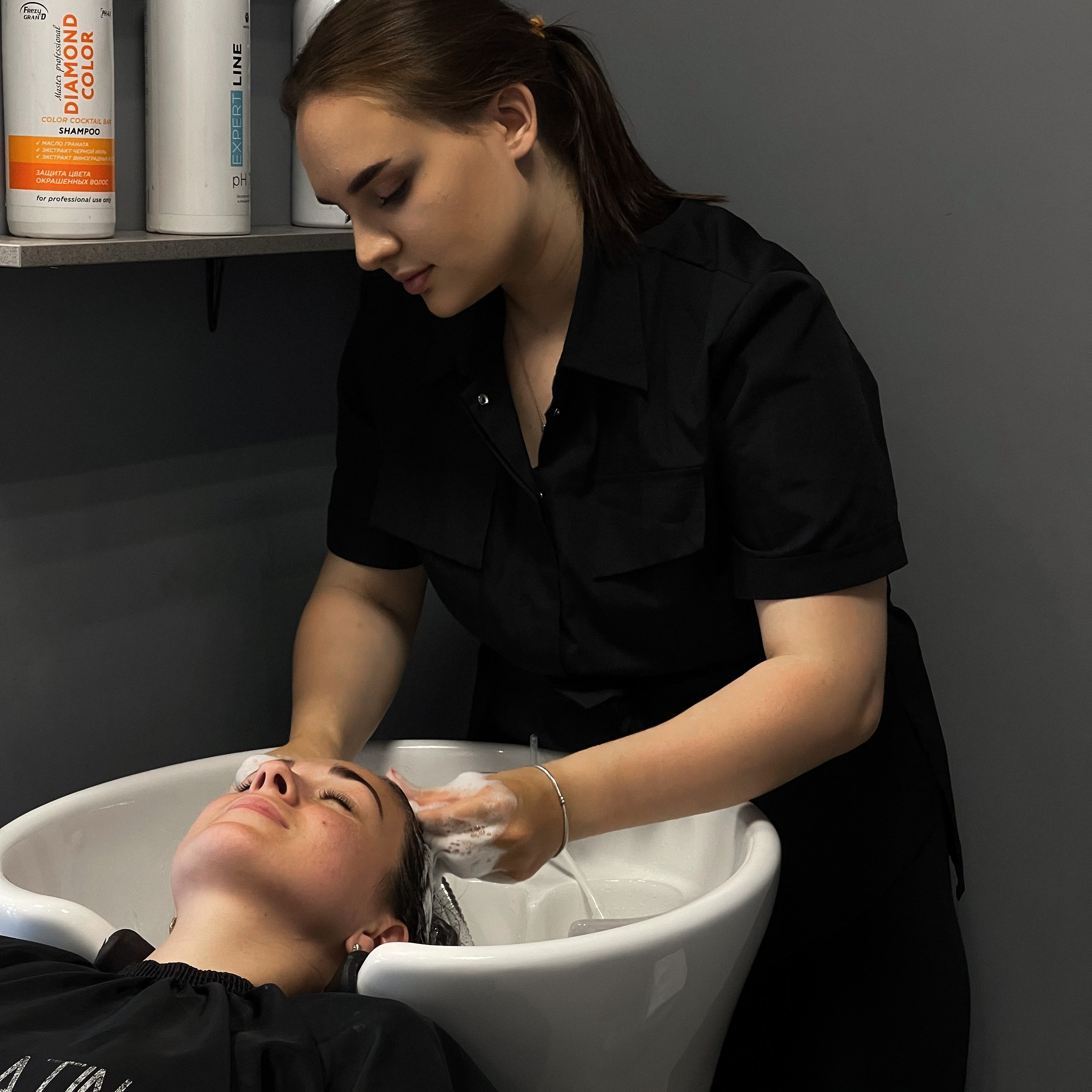 Контент-съемка для для салона красоты. Мобильный фотограф Владивосток