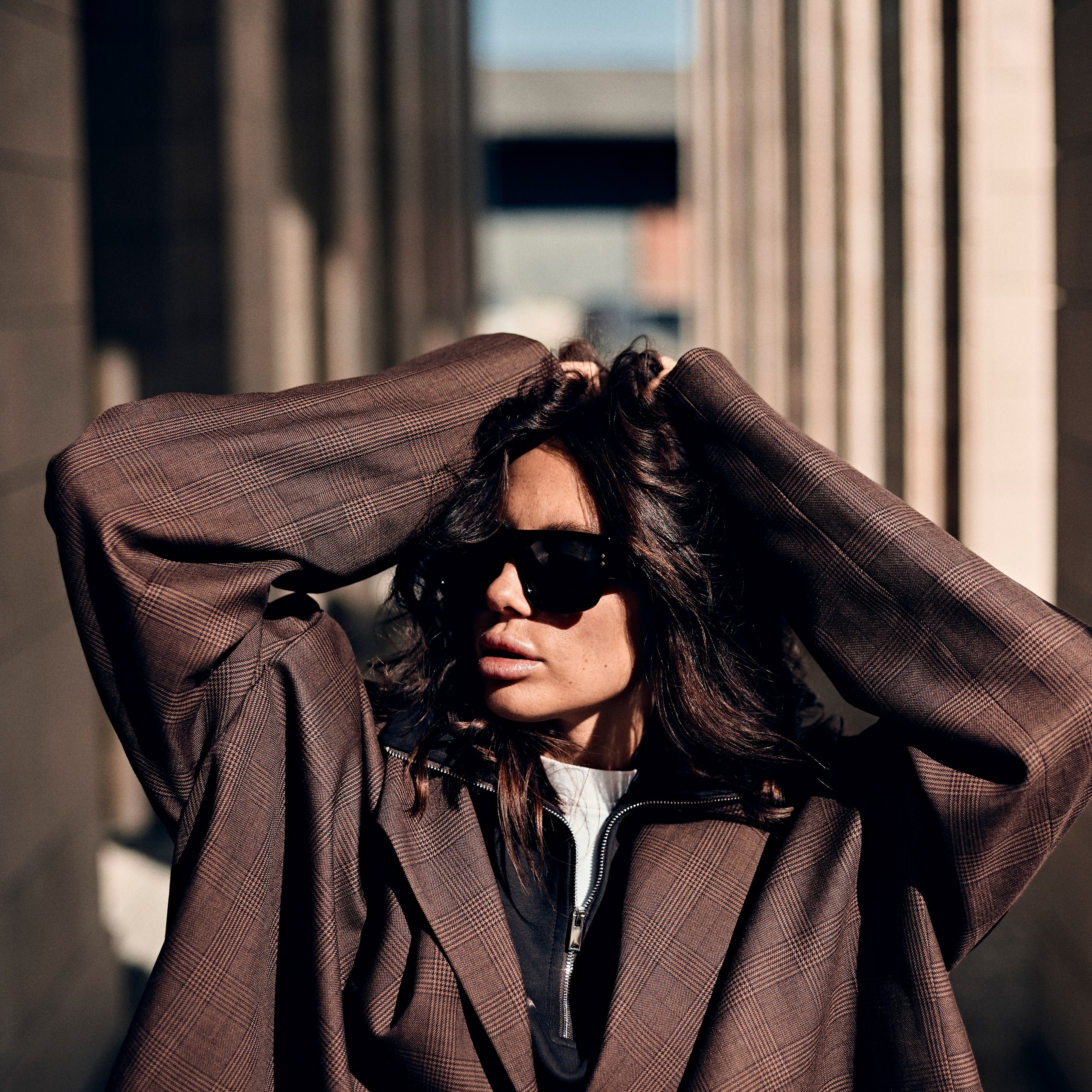 Настя. Прогулка в городе