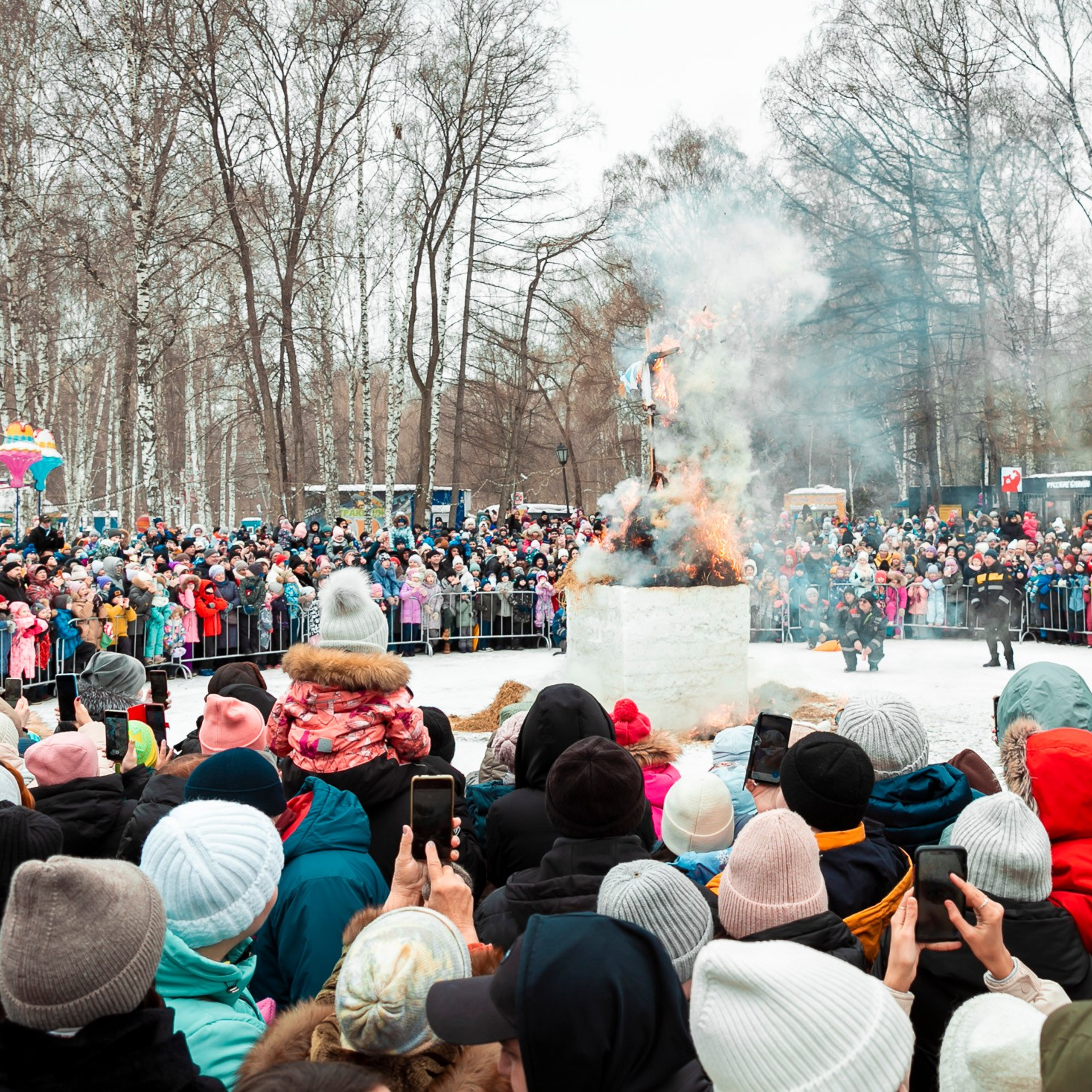 Масленица в берёзовой роще