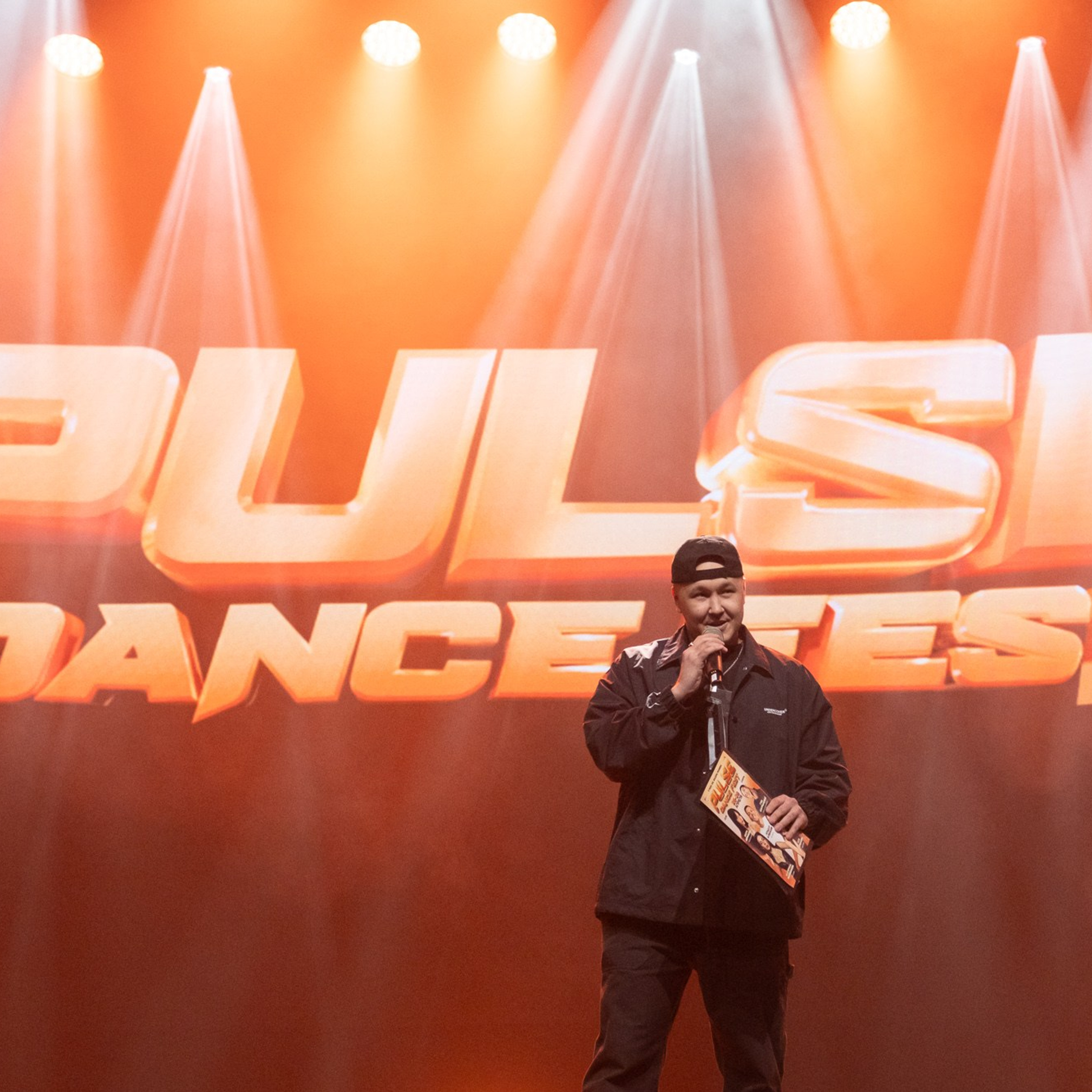 Живи танцуя 26.04.26. Репортажный фотограф в Казани Павел Серпокрылов