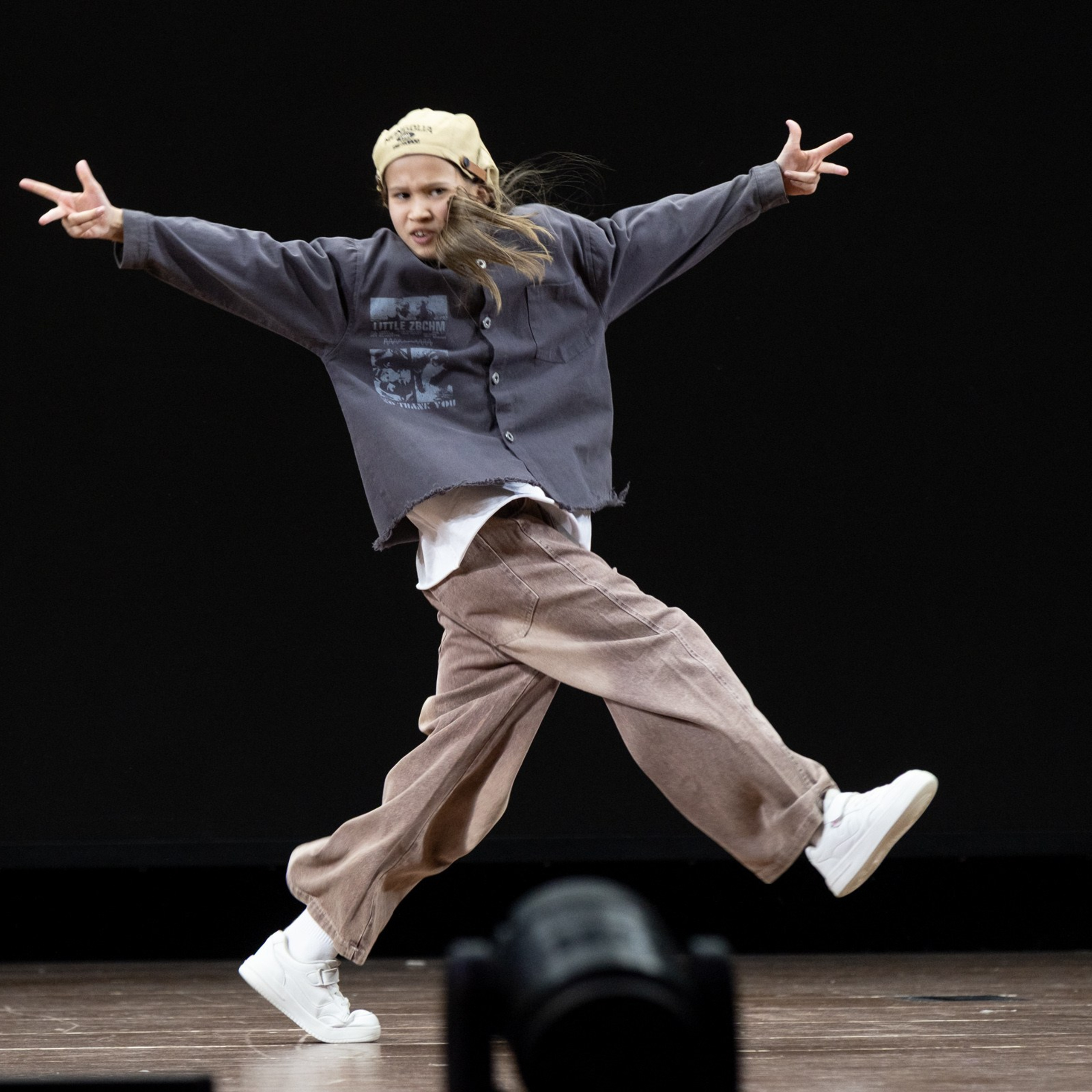 Отчетный концерт студии танца «ШАГ». Репортажный фотограф в Казани Павел Серпокрылов