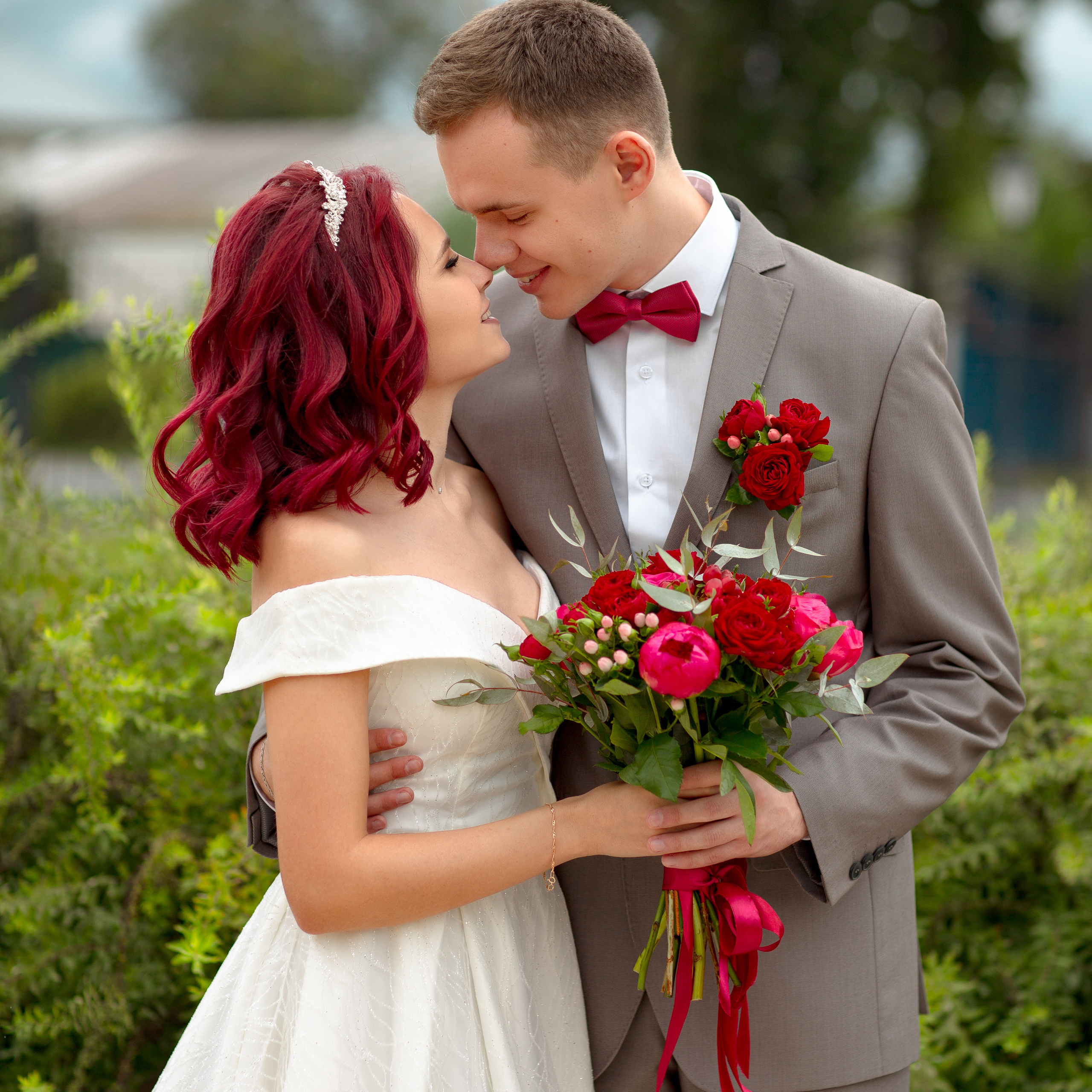 Александр и Таисия