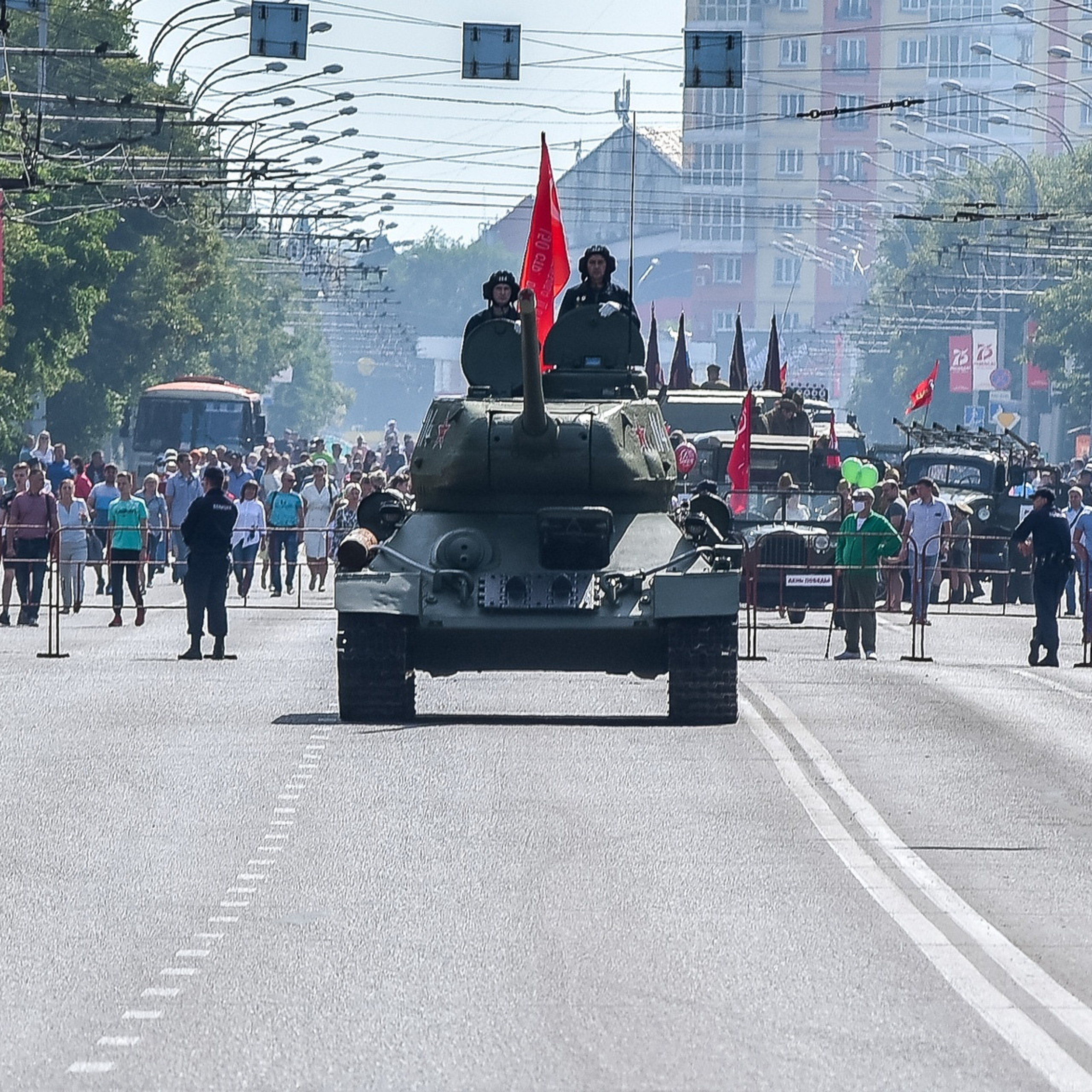 Парад Победы в Новокузнецке 24.06.2020