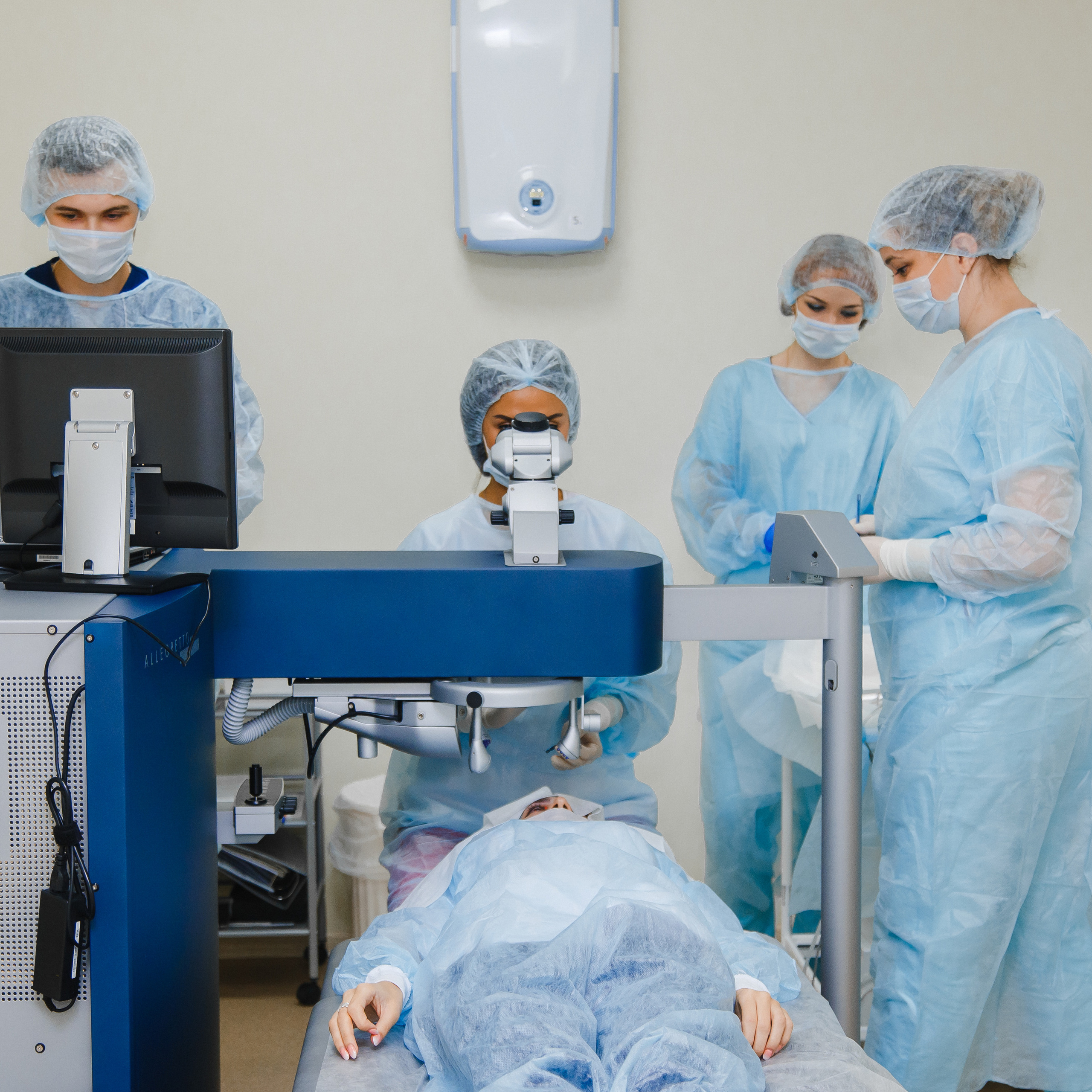 глазная клиника «Смотри»