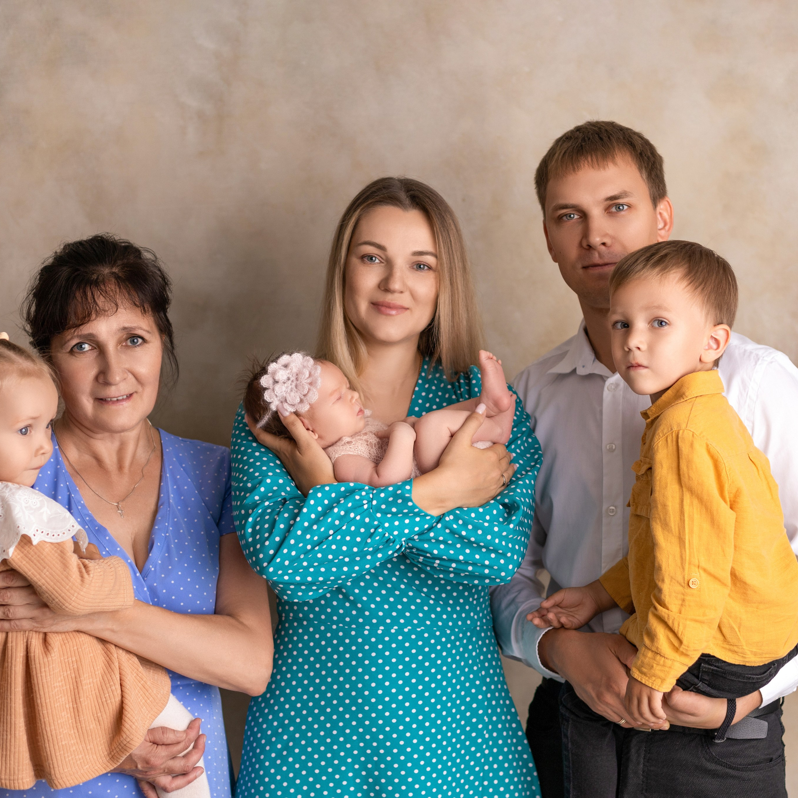 Ньюборн семейная