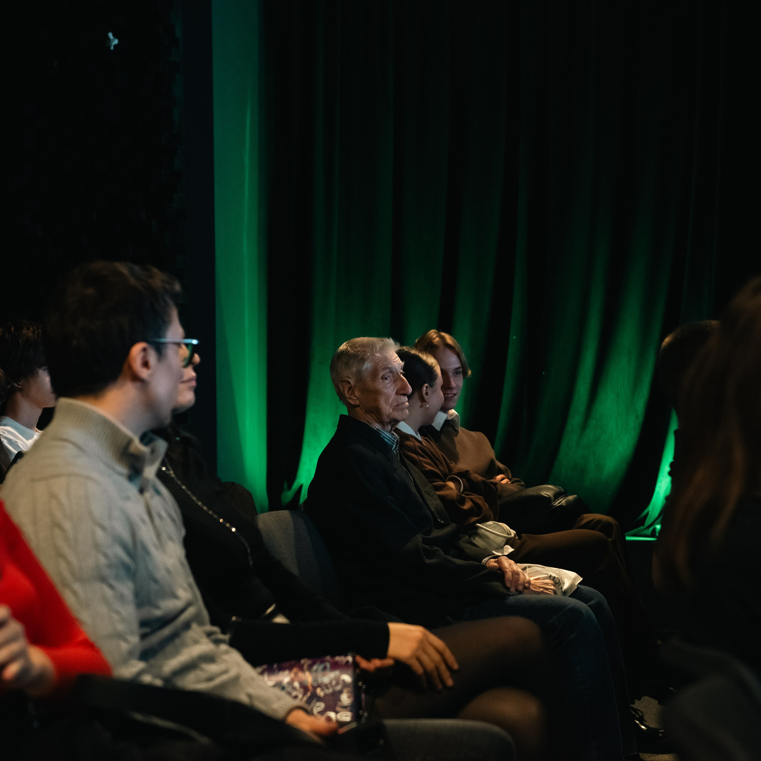 Брюсов-холл, премьера фильма