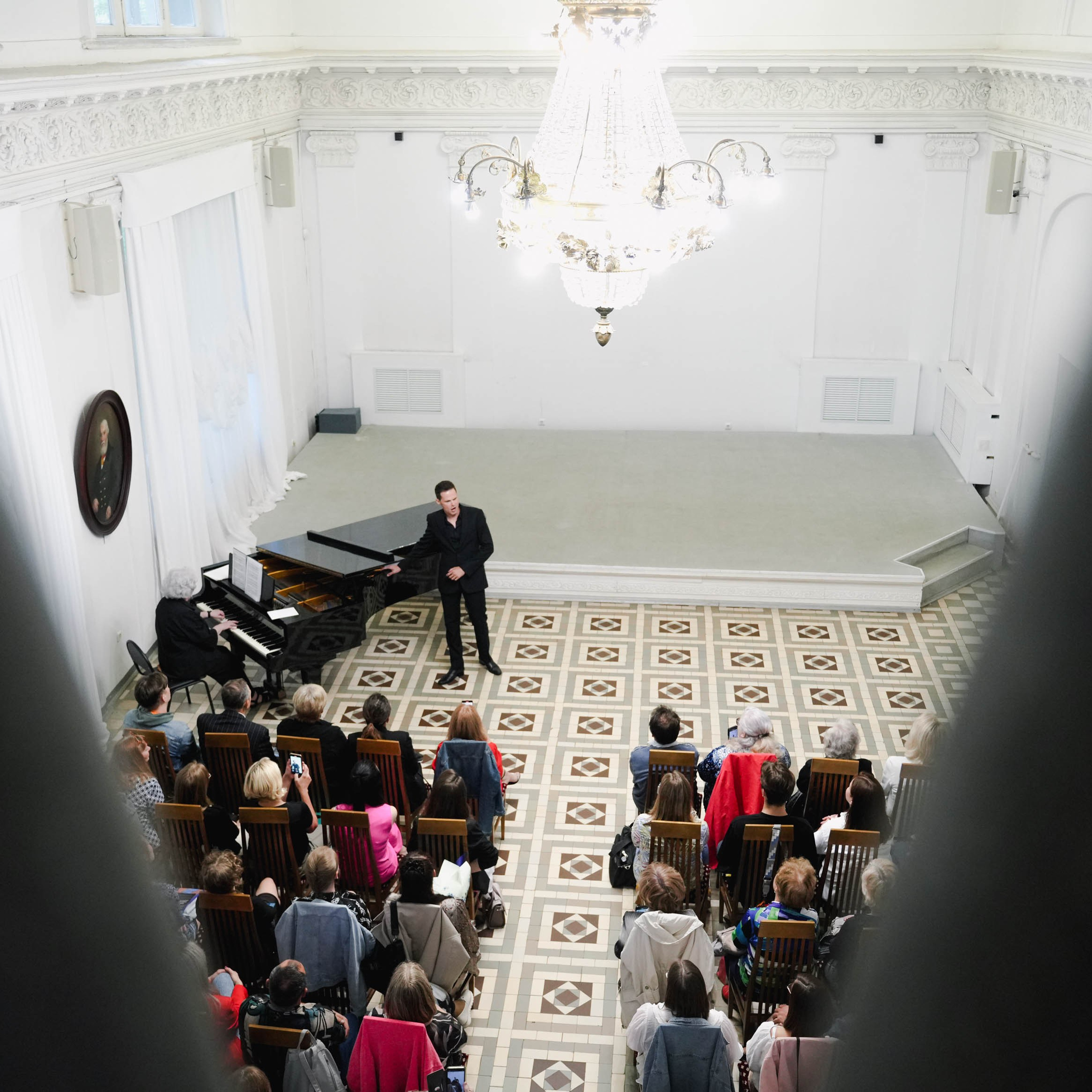 Концерт Владимира Троценко «На крыльях театра». Спортивный и репортажный фотограф в Иваново Сергей Силкин